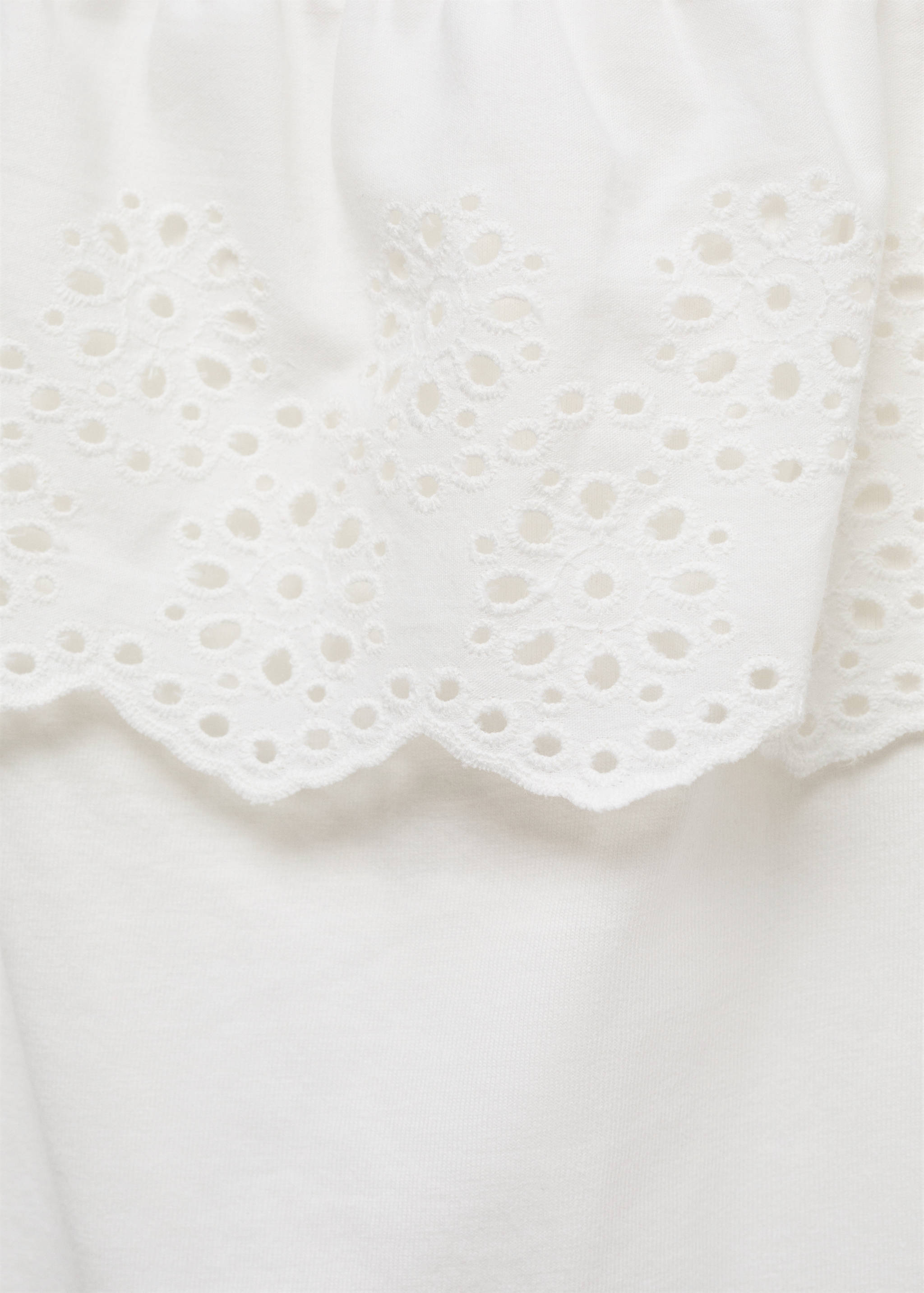 Camiseta bordado suizo - Detalle del artículo 8