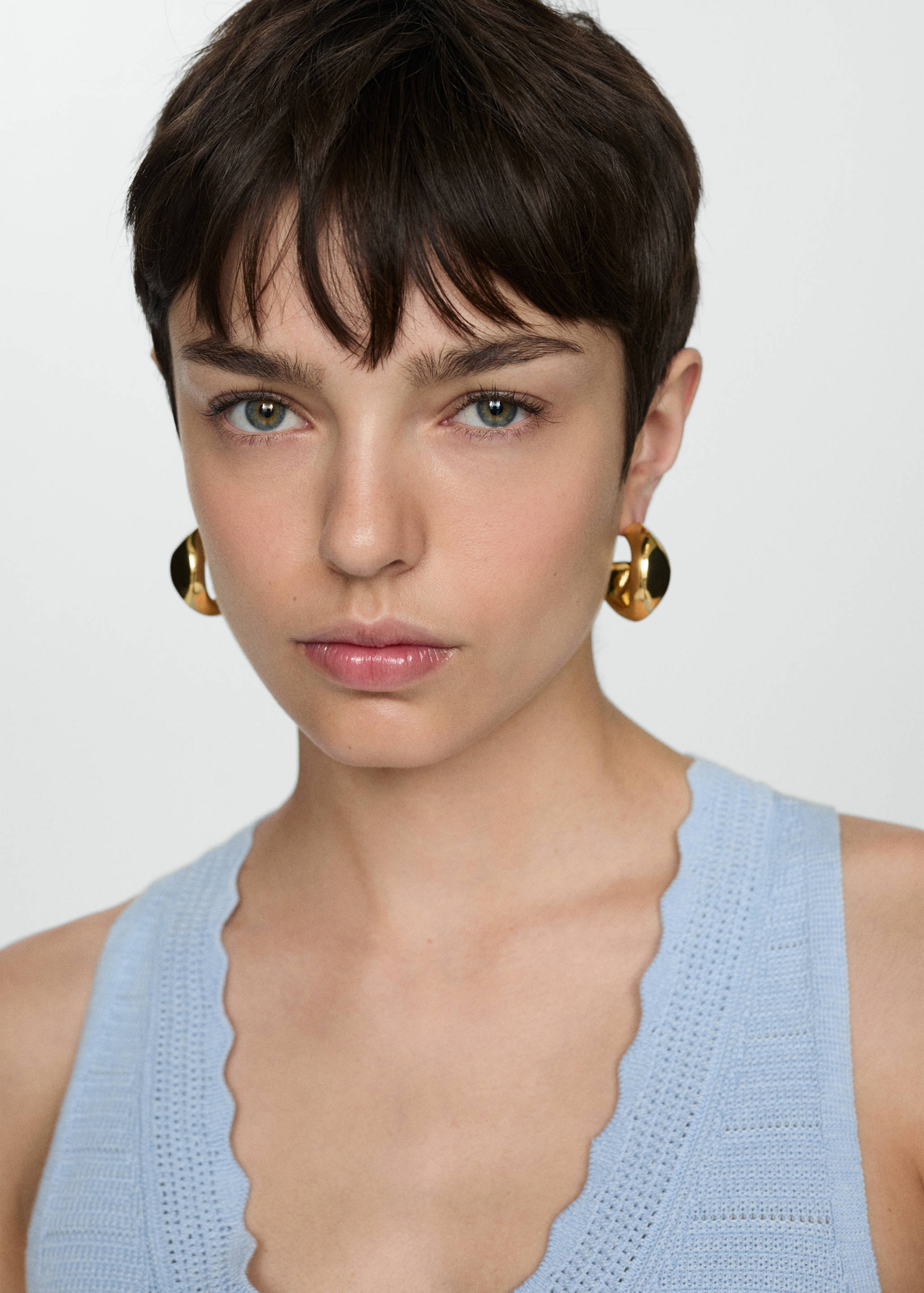 Colete de malha com pormenores rendados - Pormenor do artigo 1