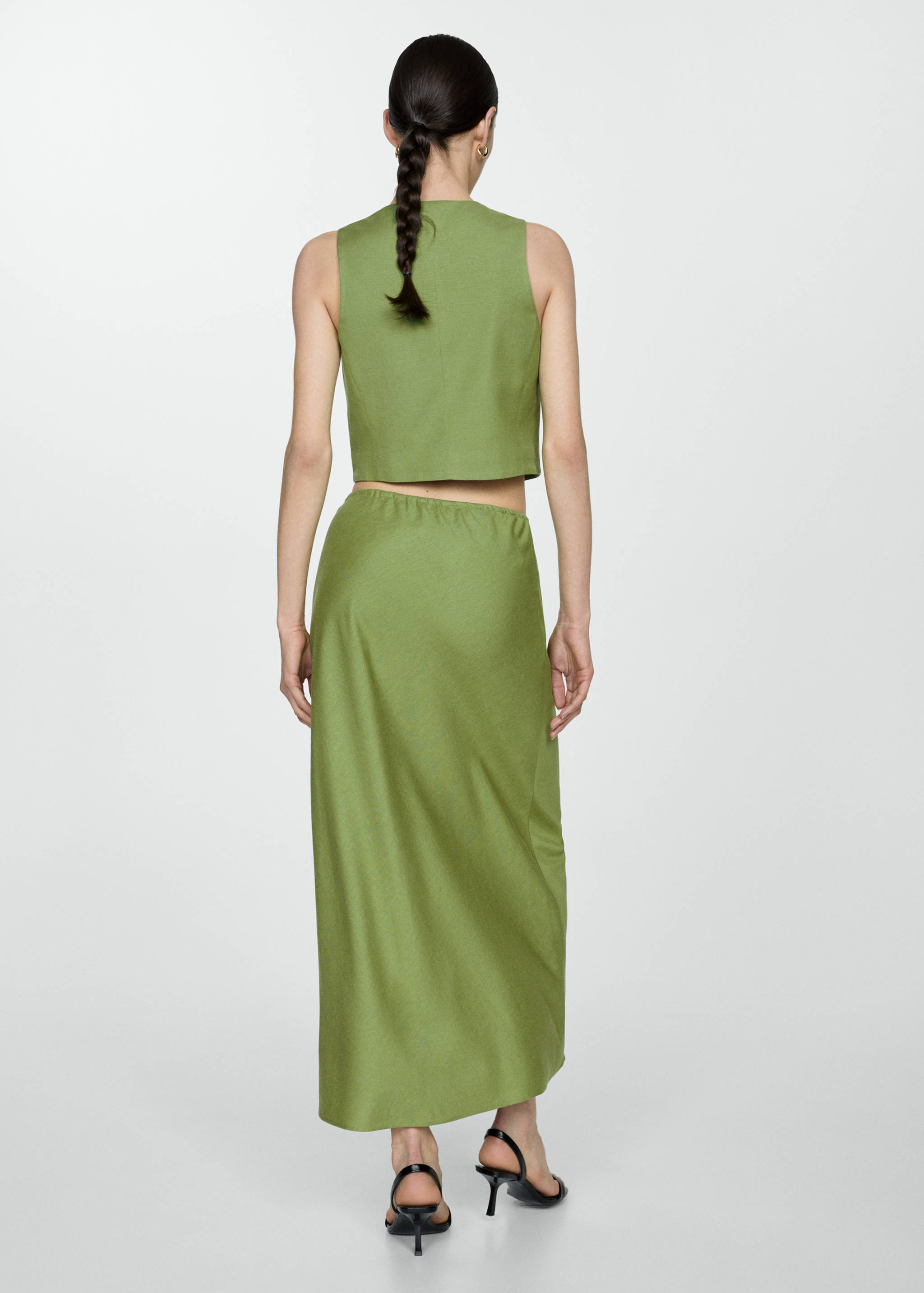 Väst med knytband - Artikelns baksida