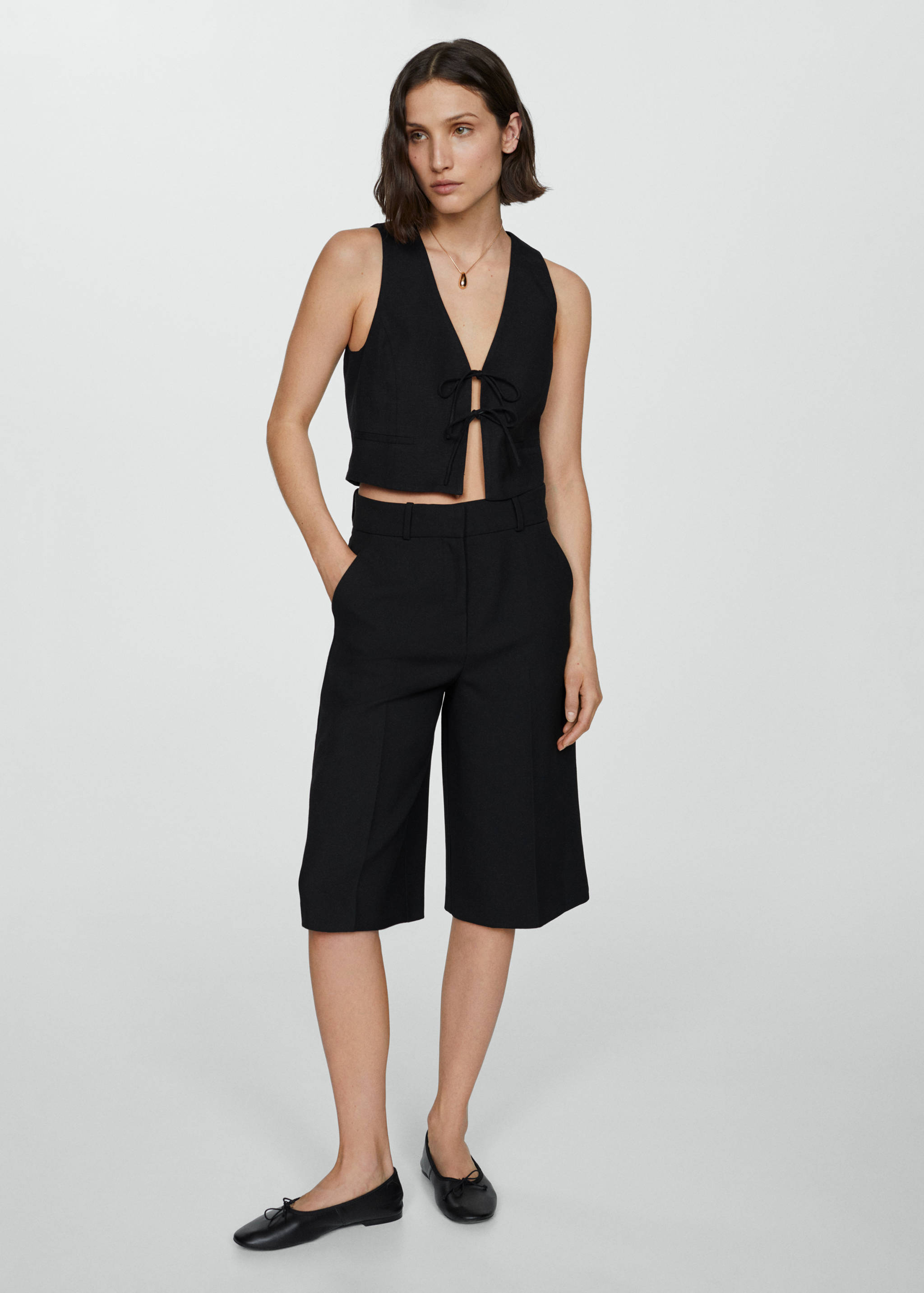 Chaleco cierre lazos - Detalle del artículo 1