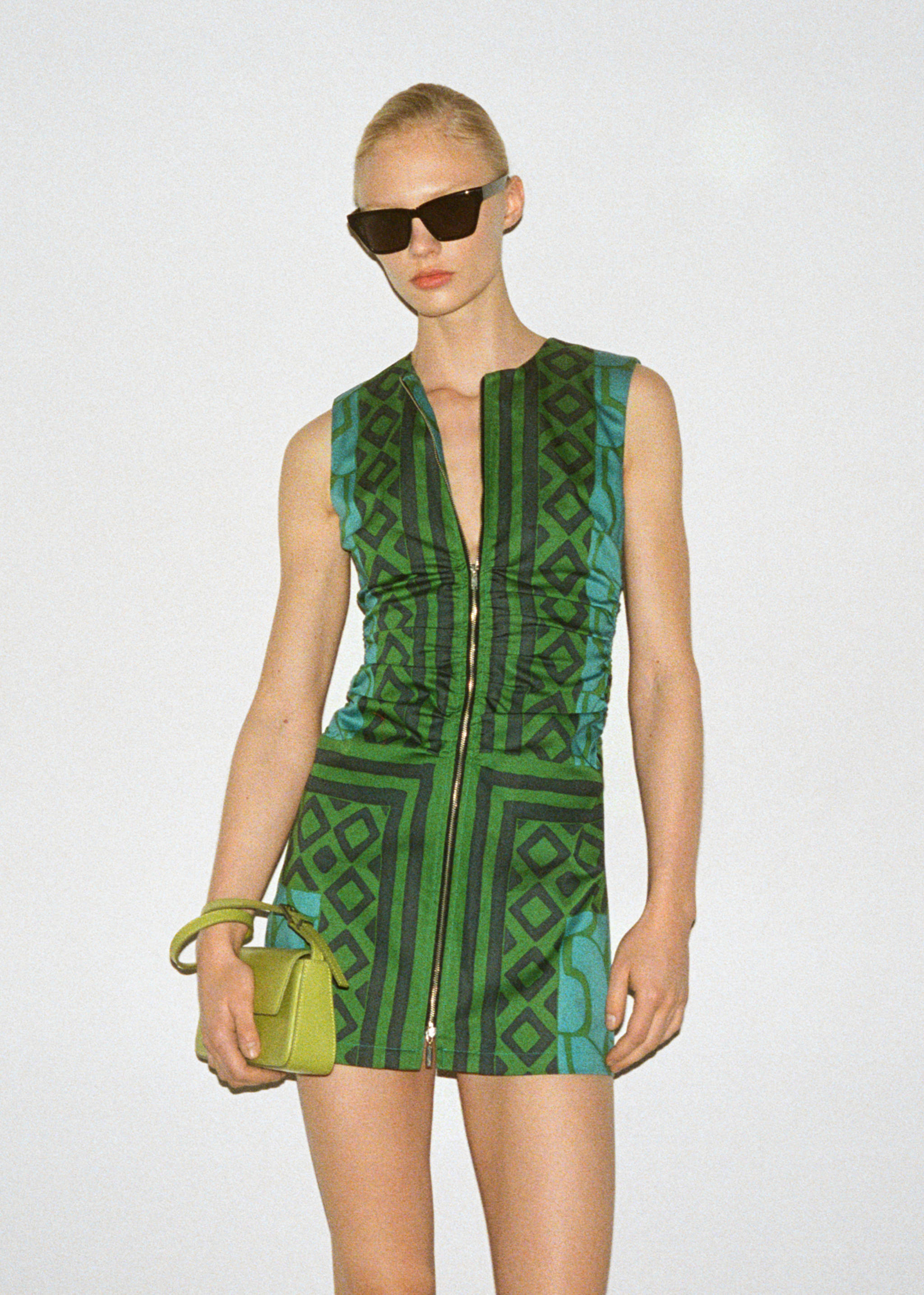 Printed dress with zip - Details of the article 7