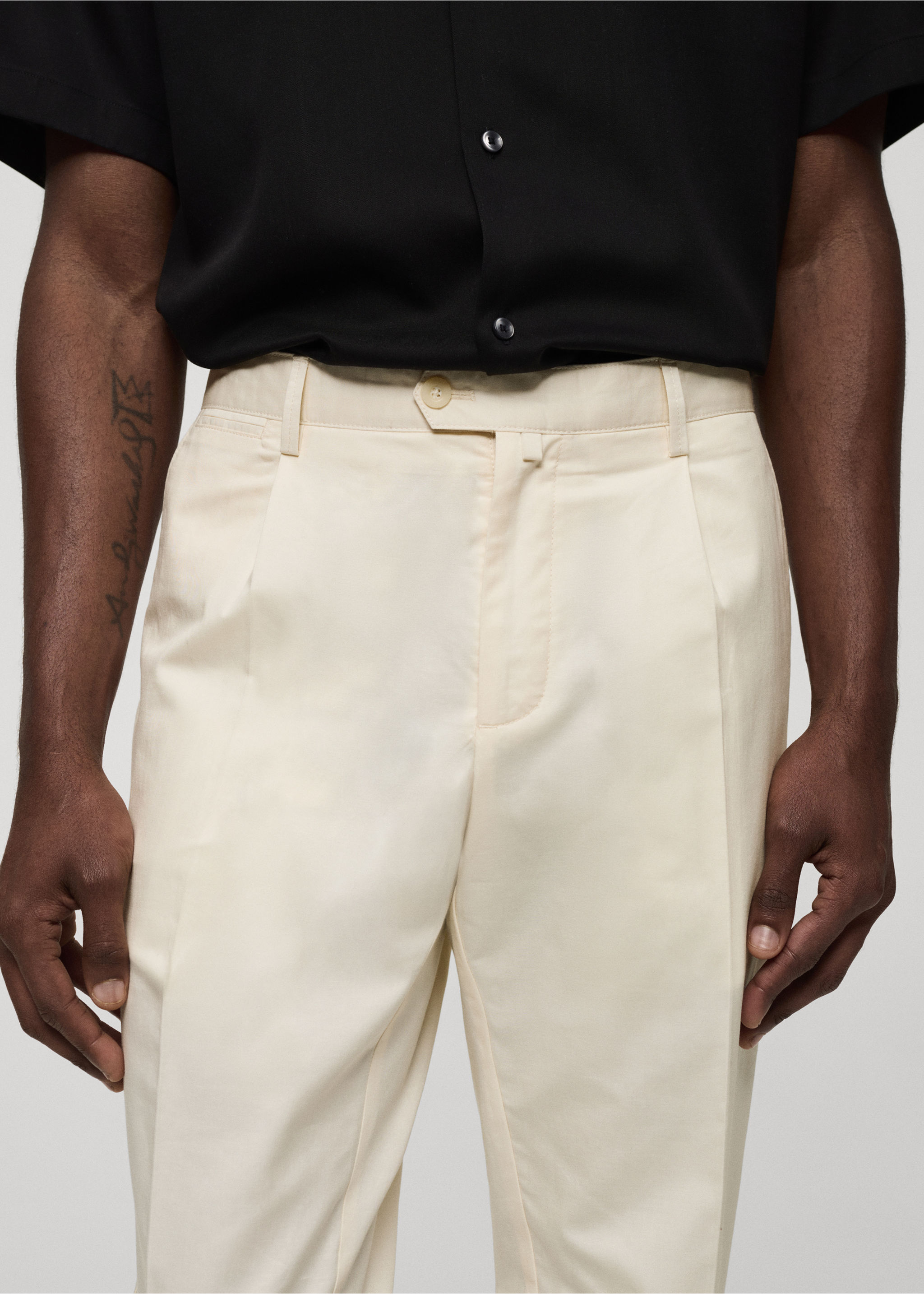 Cotton linen pleated trousers - Details of the article 1