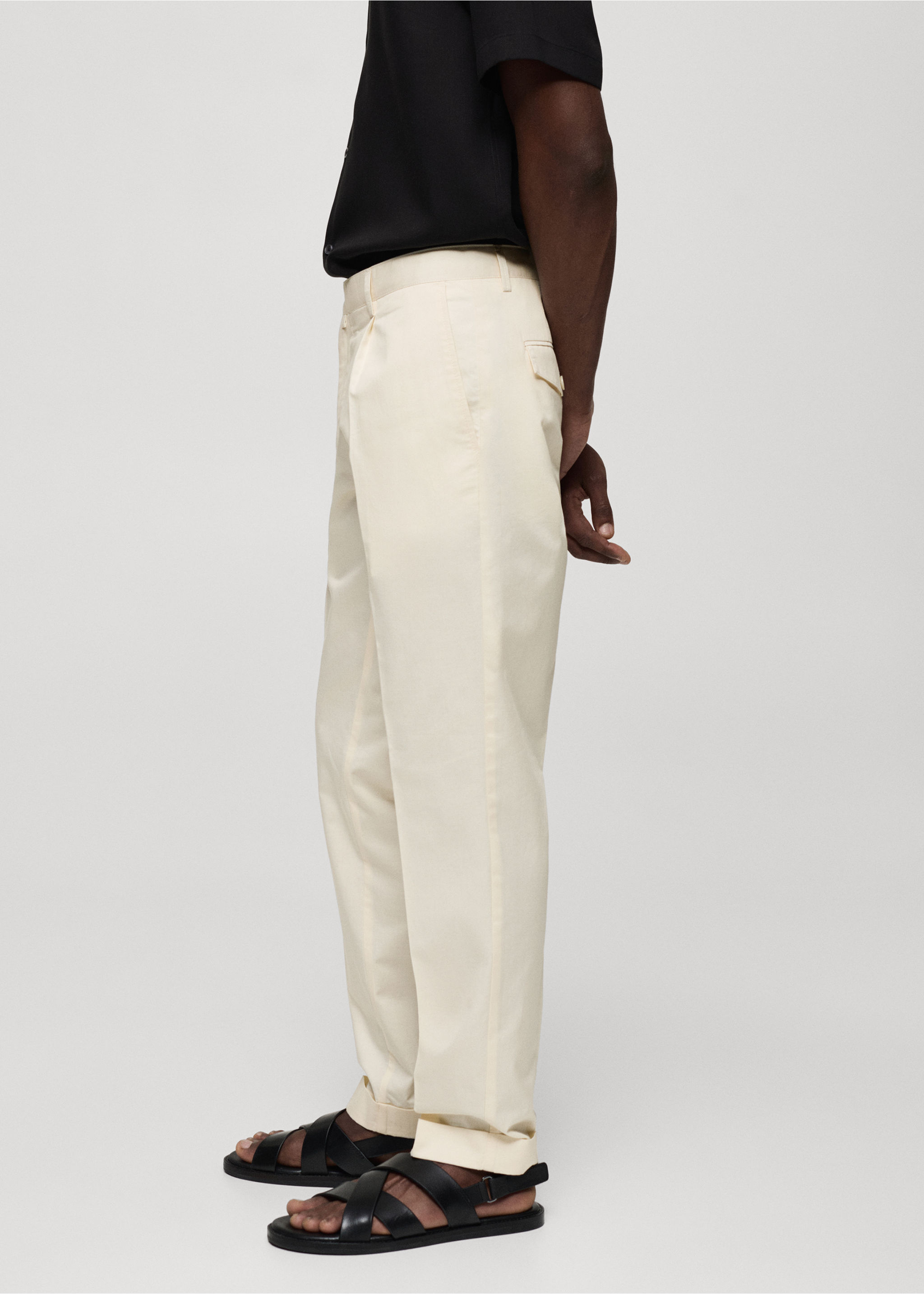 Cotton linen pleated trousers - Details of the article 2