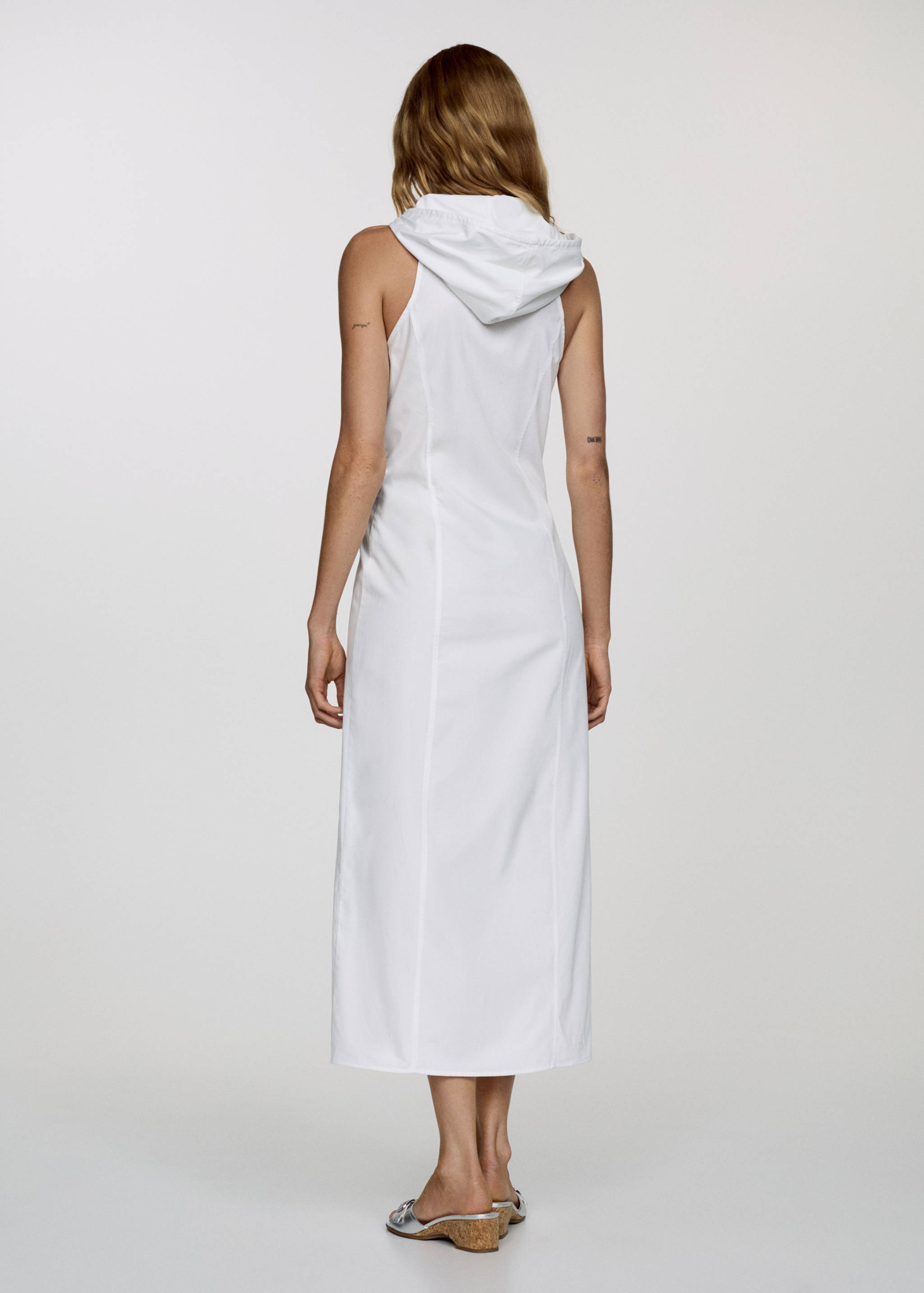 Klänning med huva dragkedja - Artikelns baksida