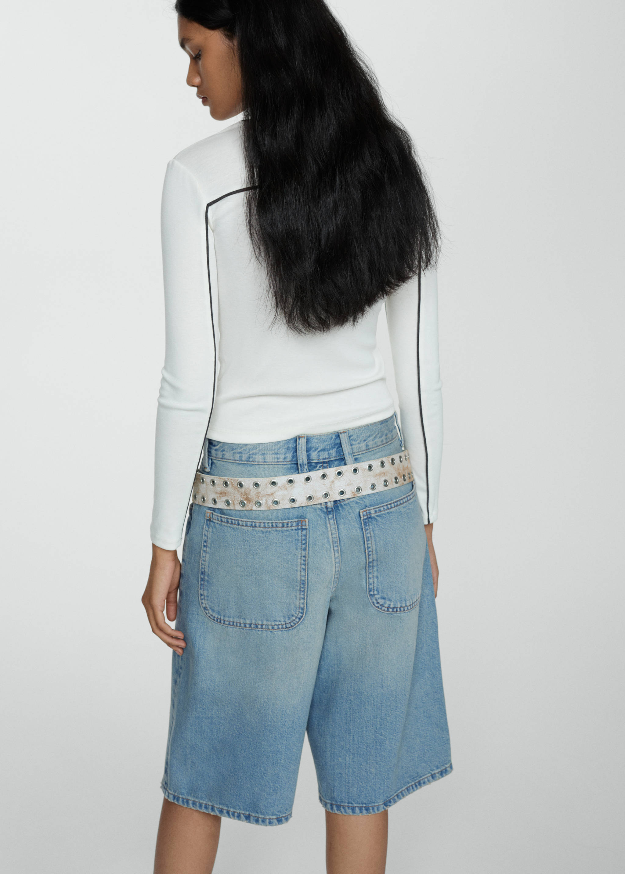 Bermudas vaqueras oversize - Reverso del artículo