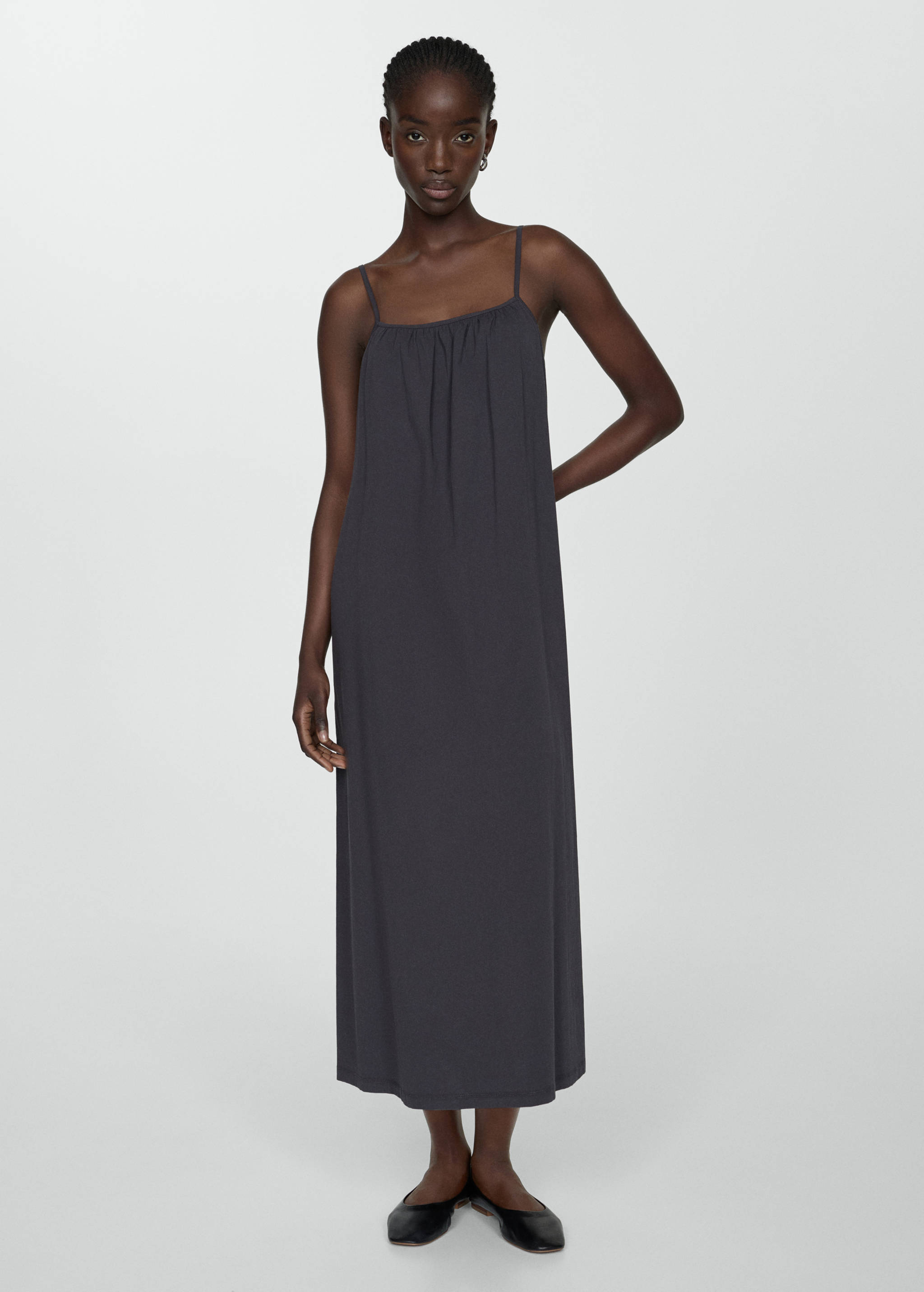 Long dress with straps - General plane