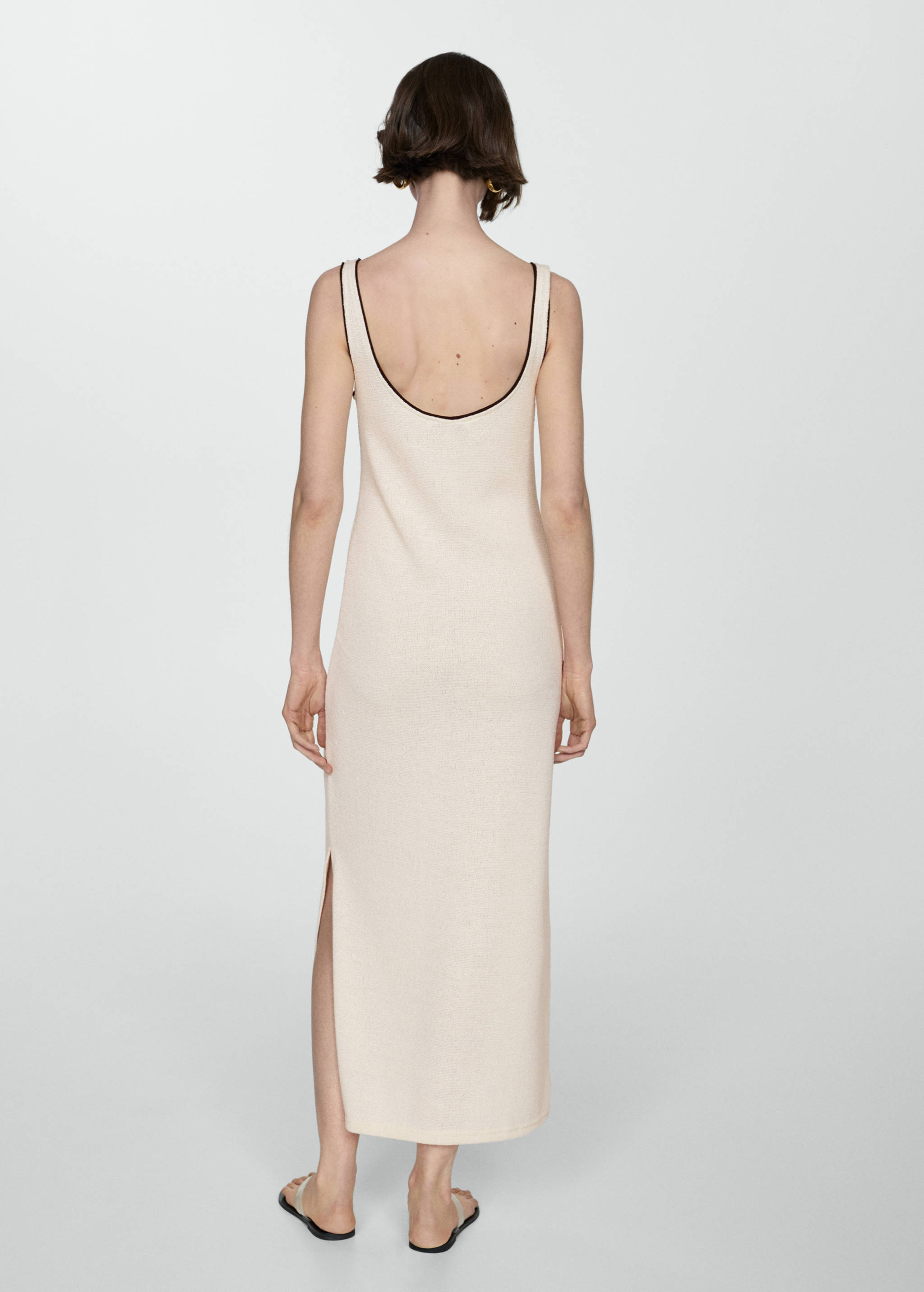 Side slit knit dress - Reverse of the article