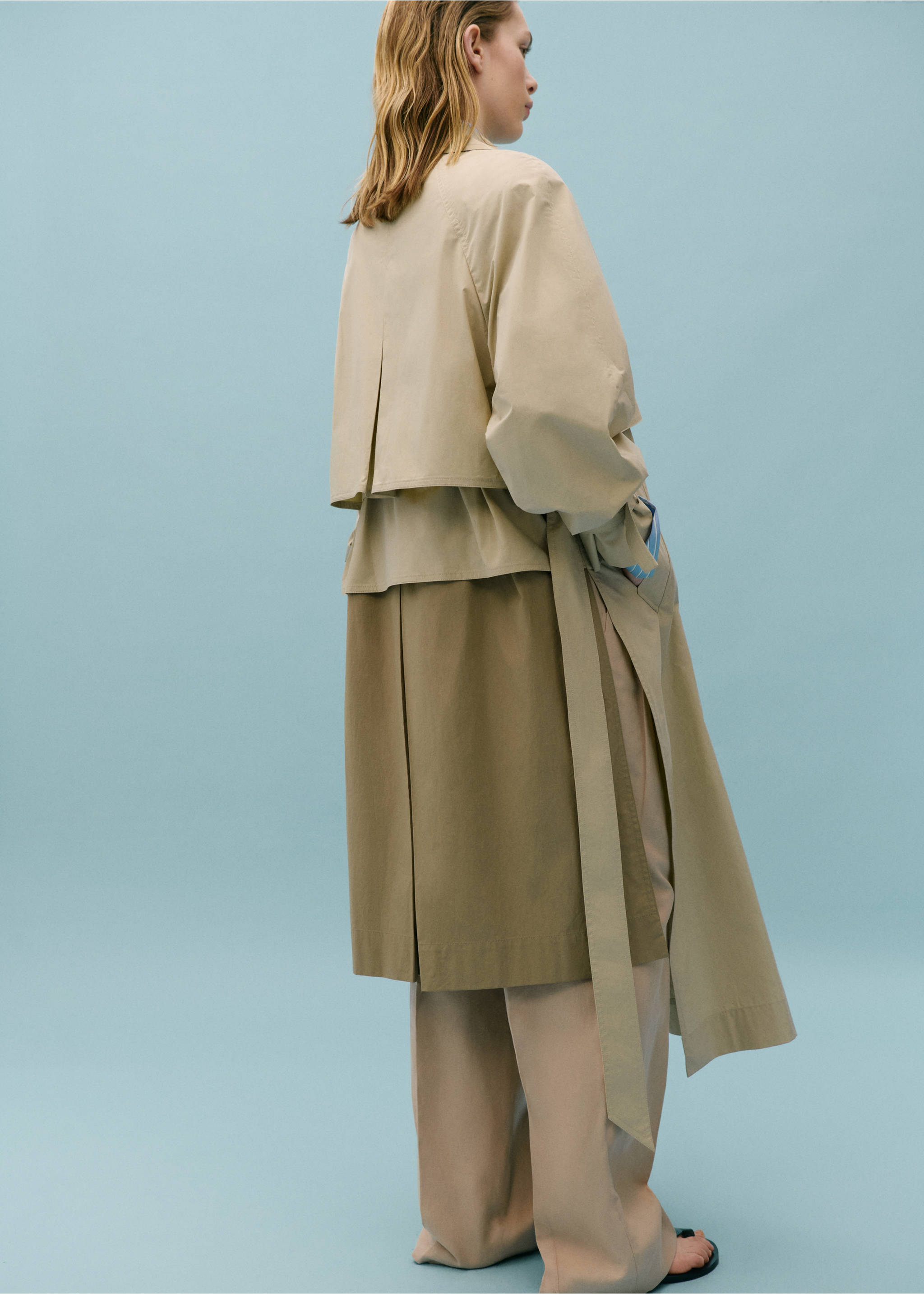 100% cotton long trench coat - Reverse of the article, Beige. Ref: 67068657-00.