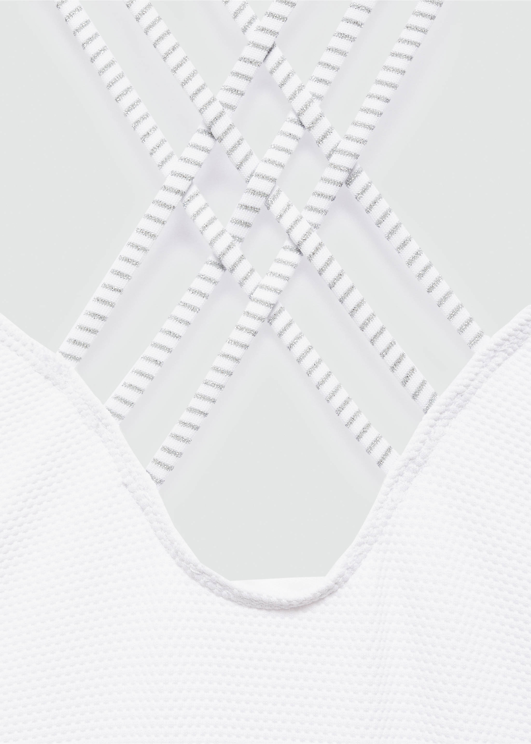 Texturált anyagú, hátul keresztezett fürdőruha - A termék adatai 0, Fehér. Ref: 67068659-00.