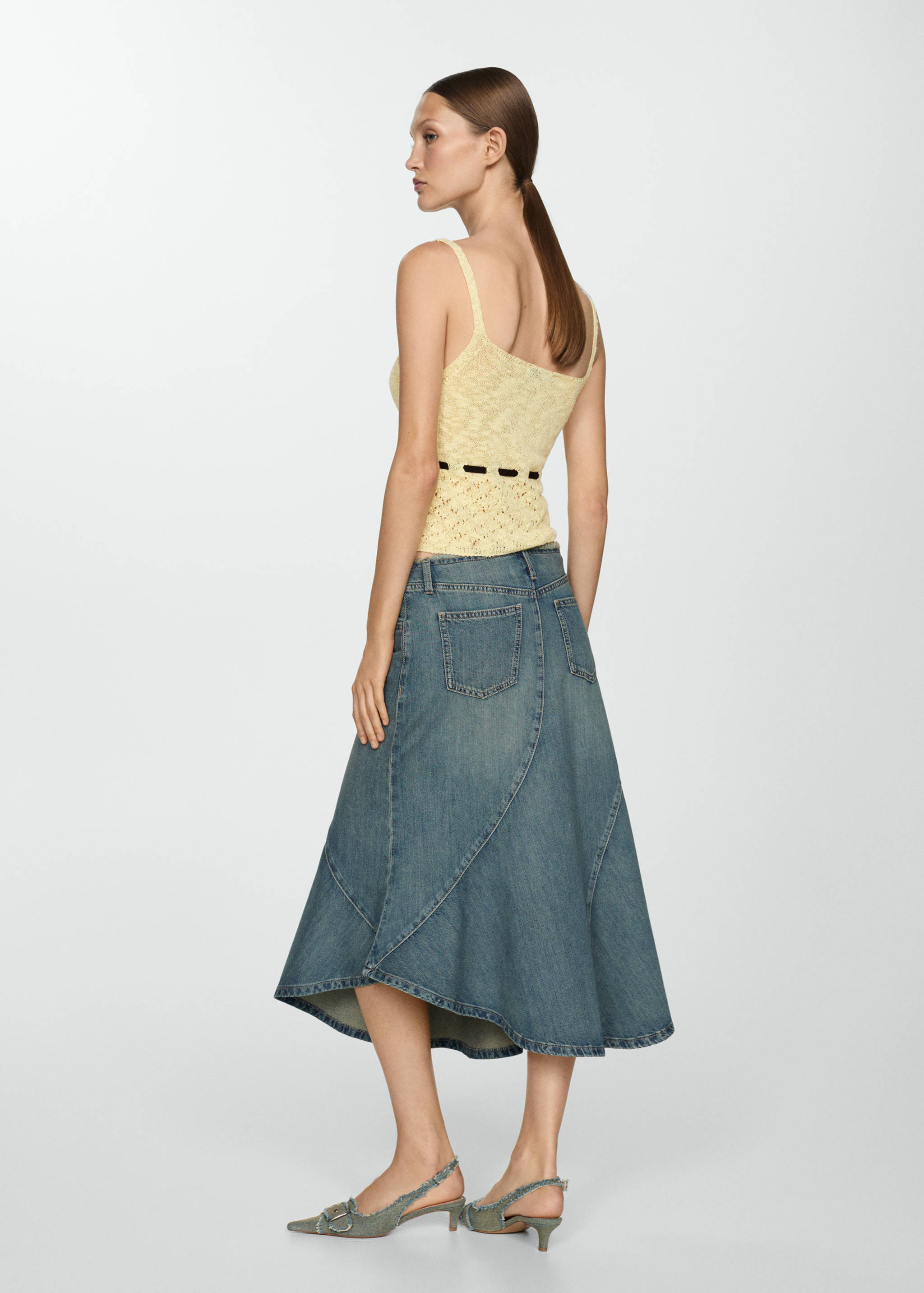 Knitted top with bow and lace pattern - Reverse of the article