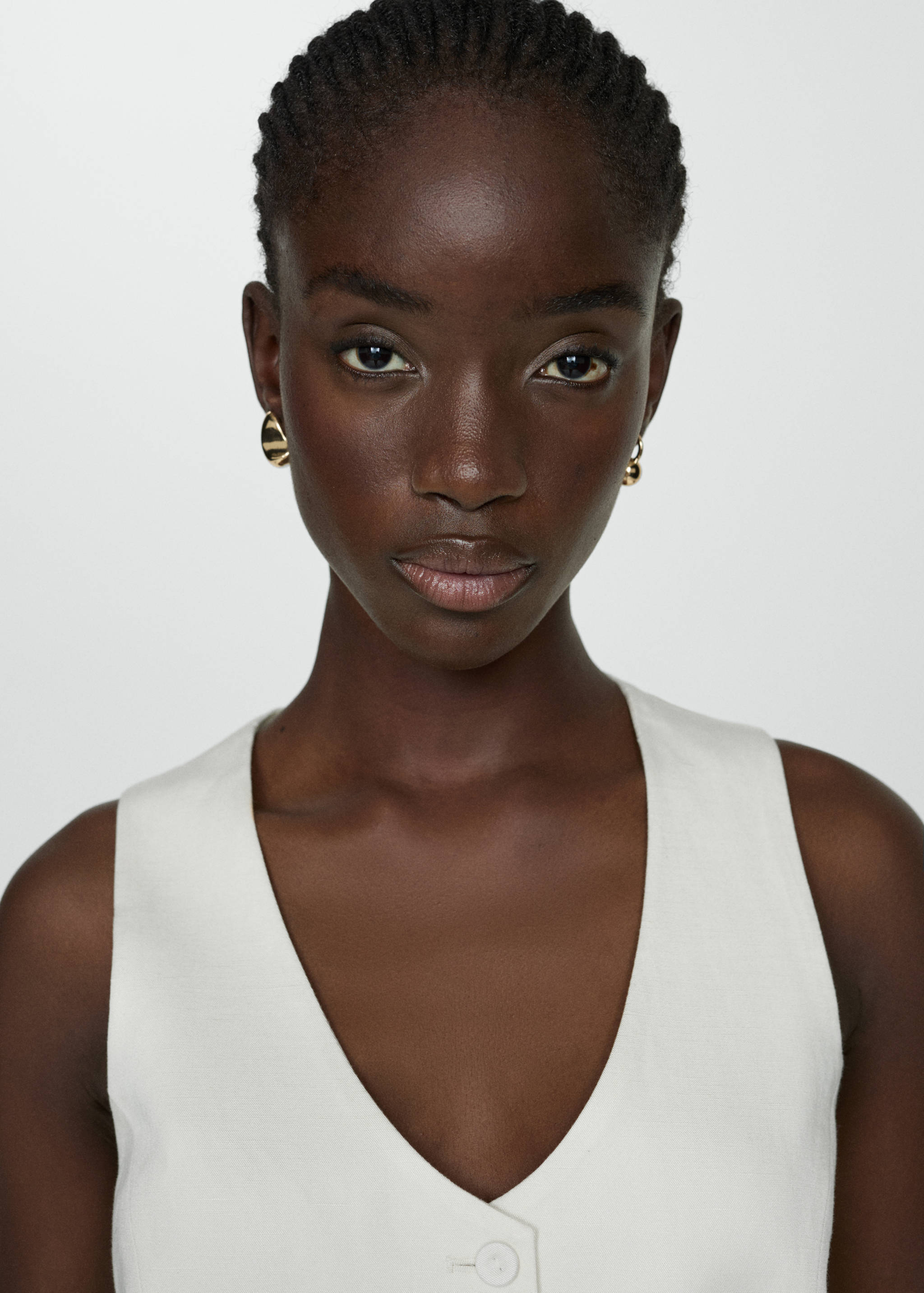 Linen waistcoat with buttons - Details of the article 1