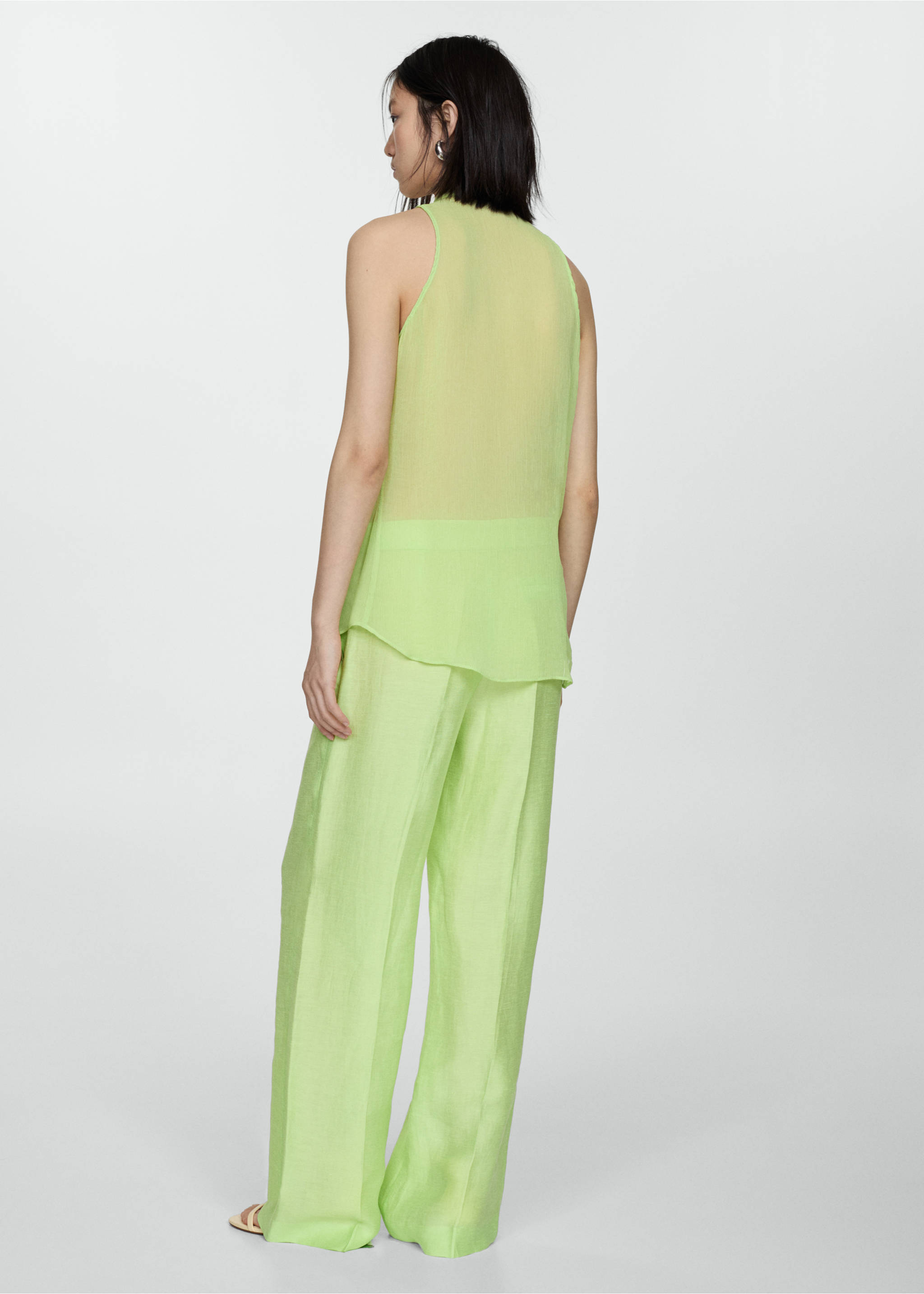 Blouse semi-transparente volants - Verso de l’article, Vert. Ref: 67069233-00.