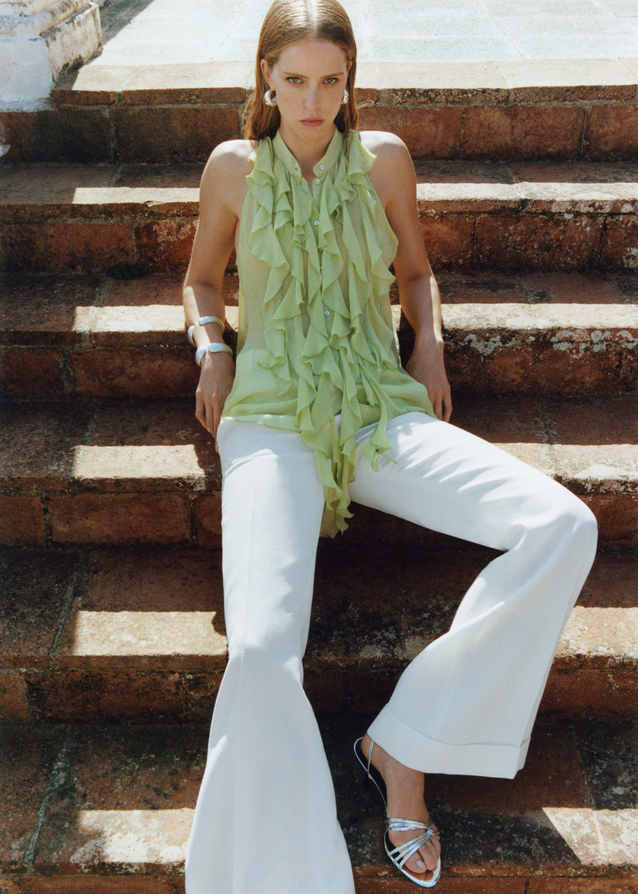 Blouse semi-transparente volants - Détail de l'article 7, Vert. Ref: 67069233-00.