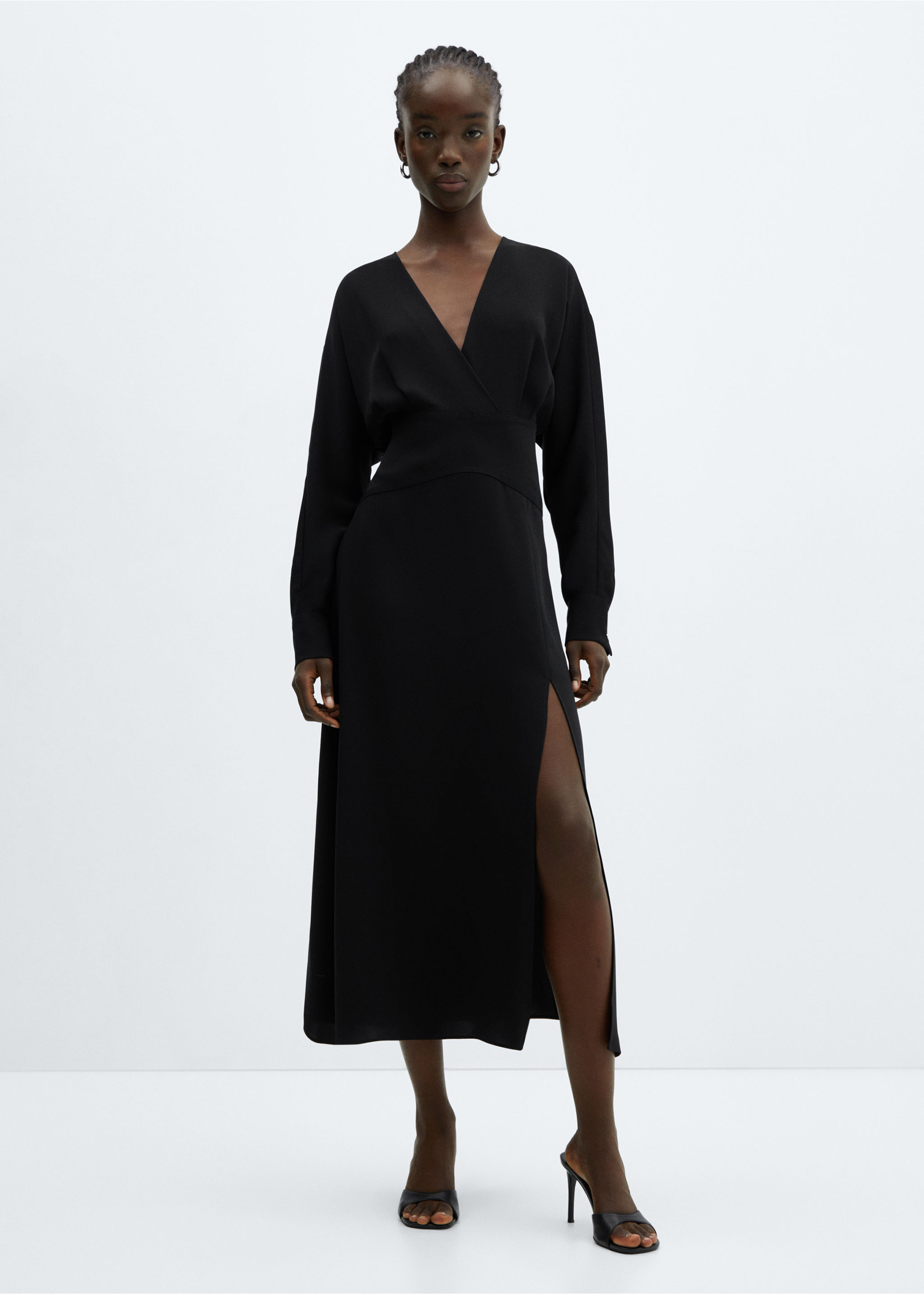 Cross-neckline slit dress - General plane