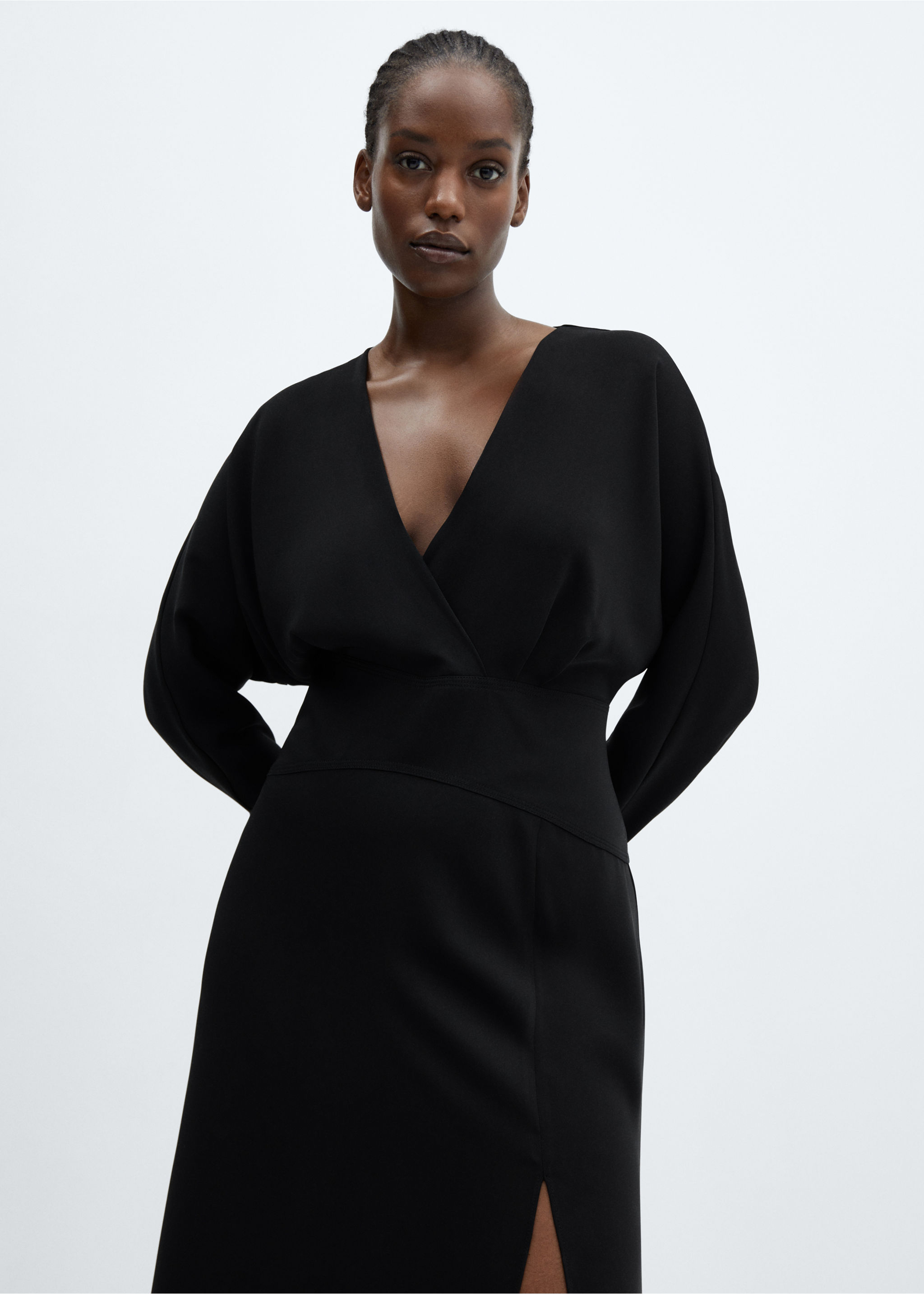 Cross-neckline slit dress - Details of the article 5