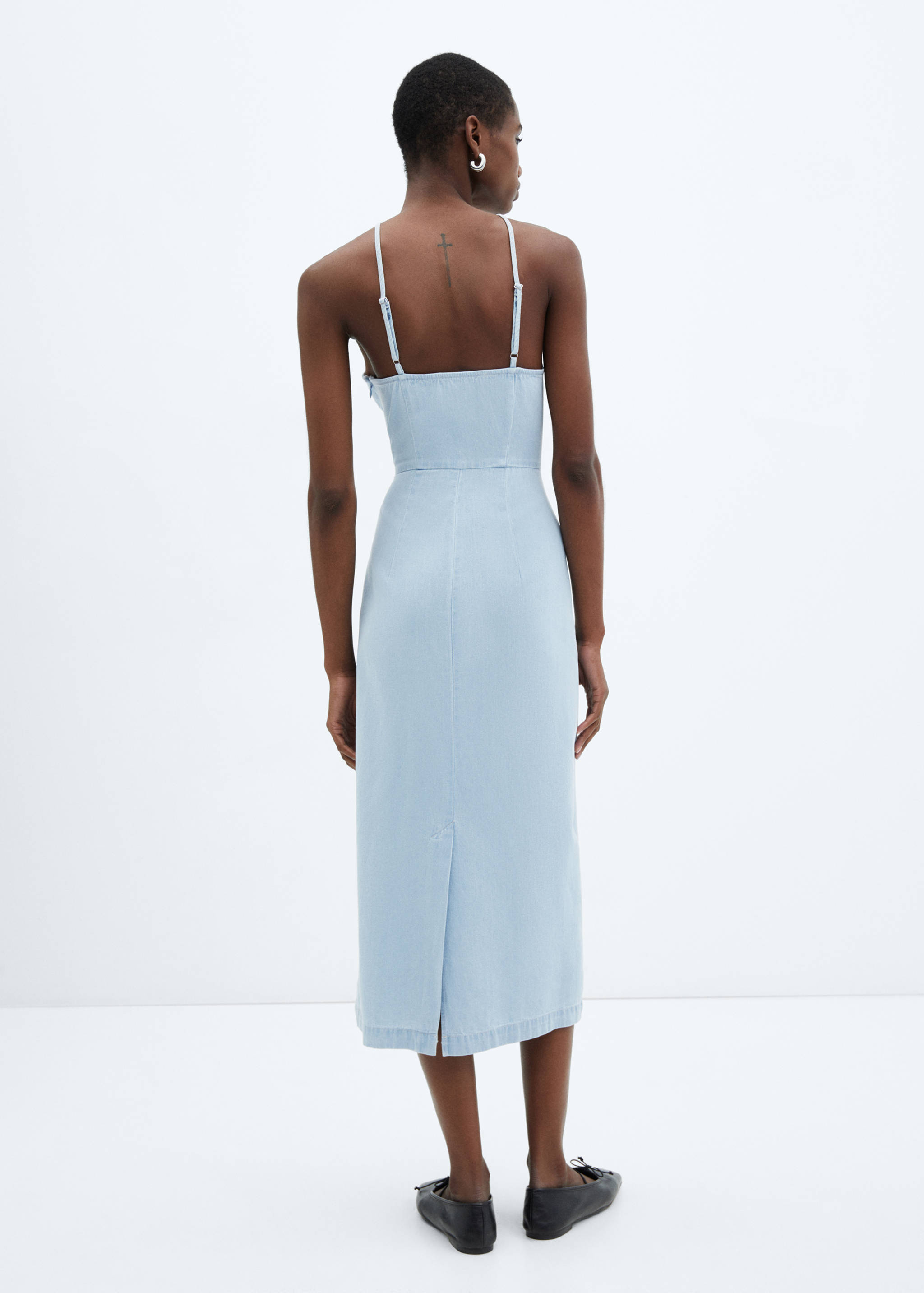 Strappy denim dress - Reverse of the article