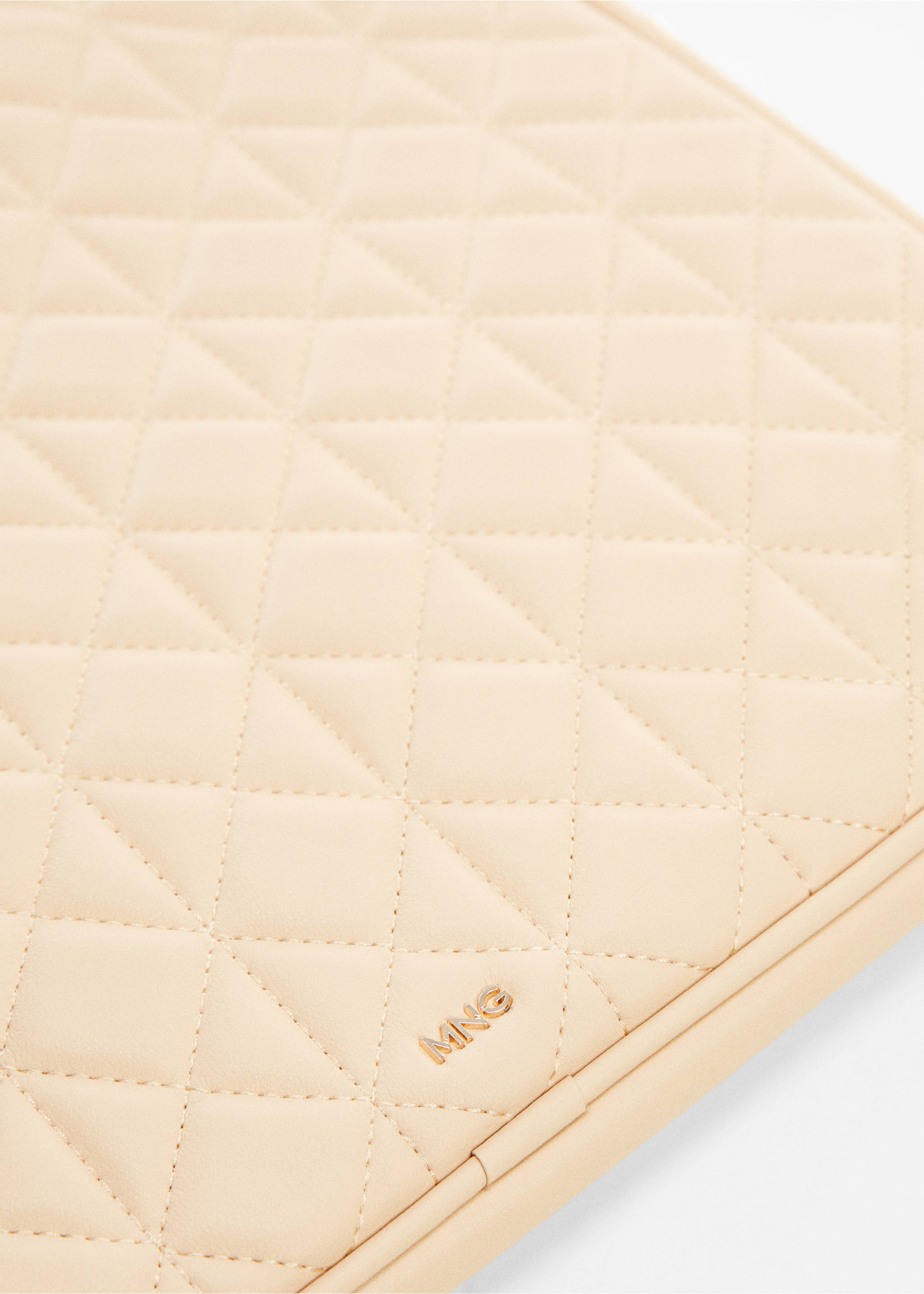 Padded laptop case - Details of the article 2, Off White. Ref: 67070443-00.