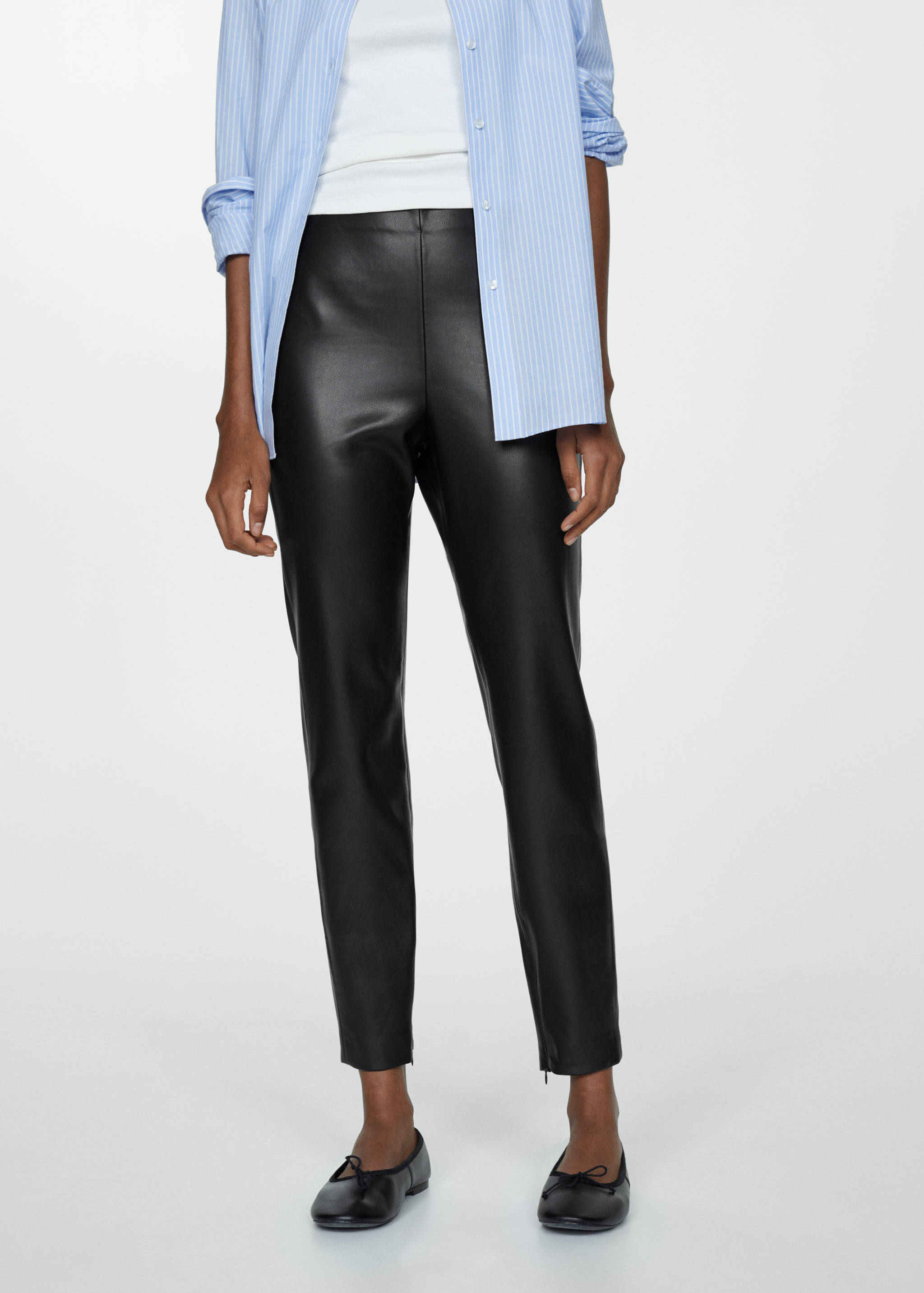 Leggings mit Leder-Effekt und Schlitzen - Mittlere Ansicht