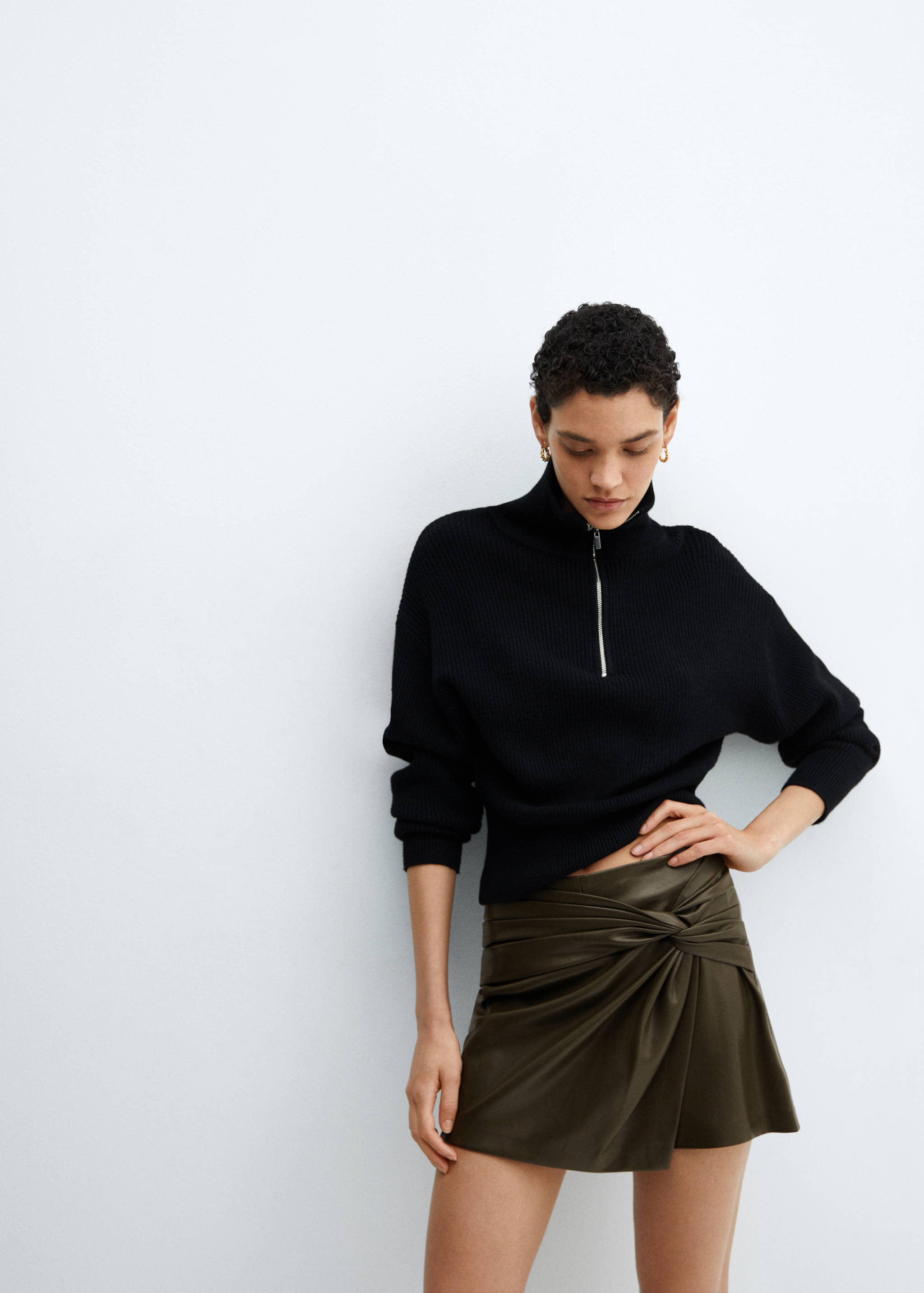 Faux-leather culottes - Details of the article 2