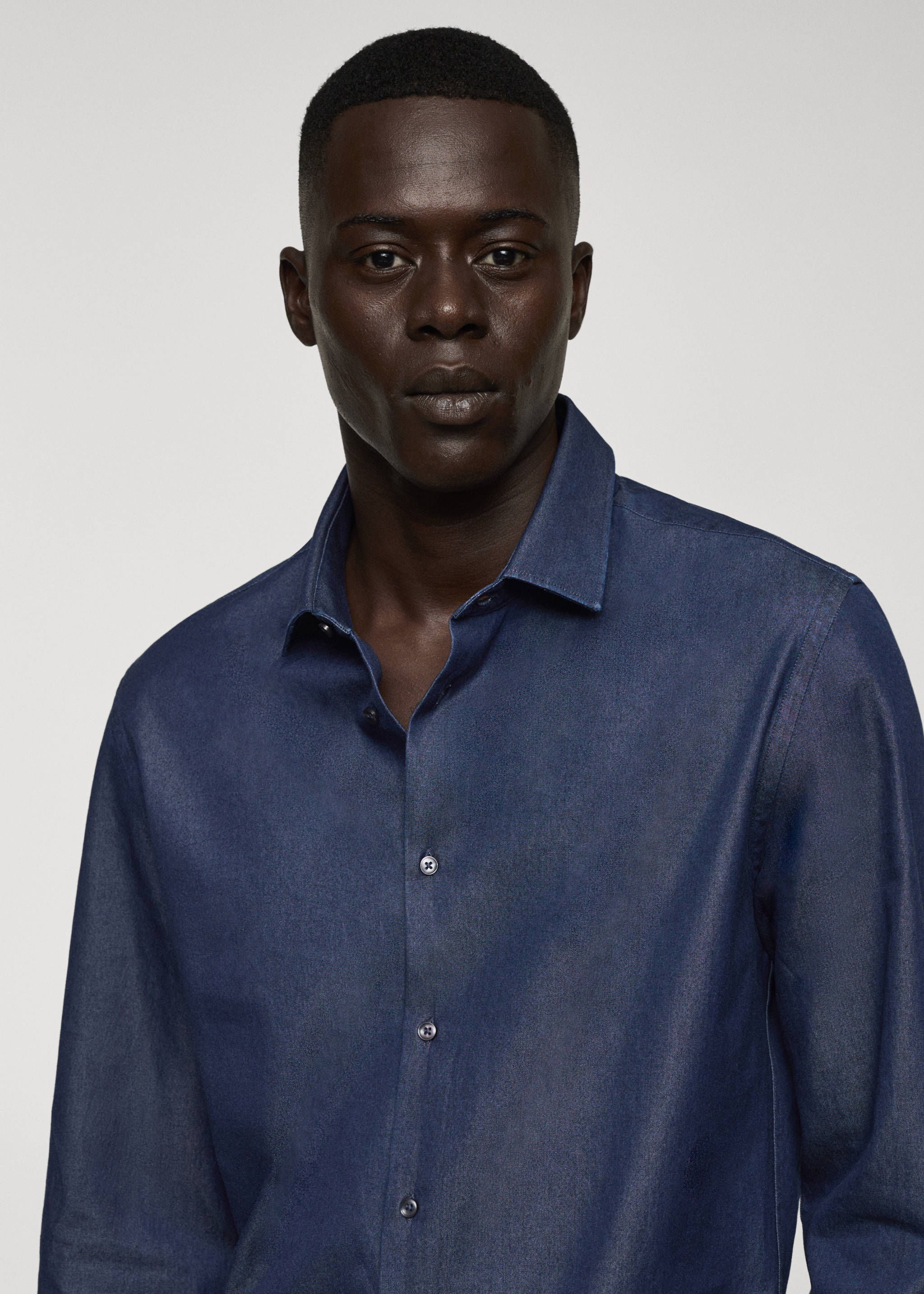 Camisa de cambraia de algodão regular fit - Pormenor do artigo 1