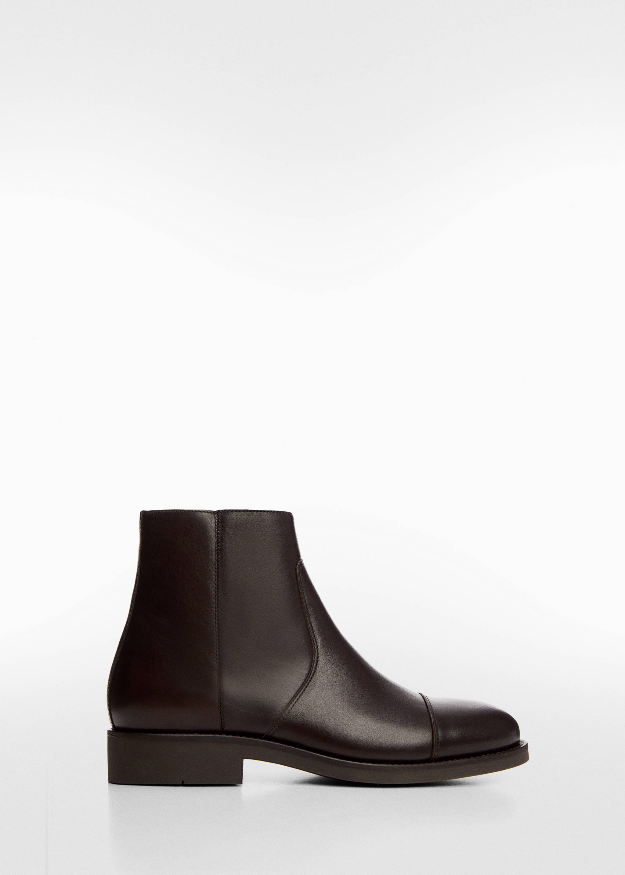 Leather chelsea boots - Article without model