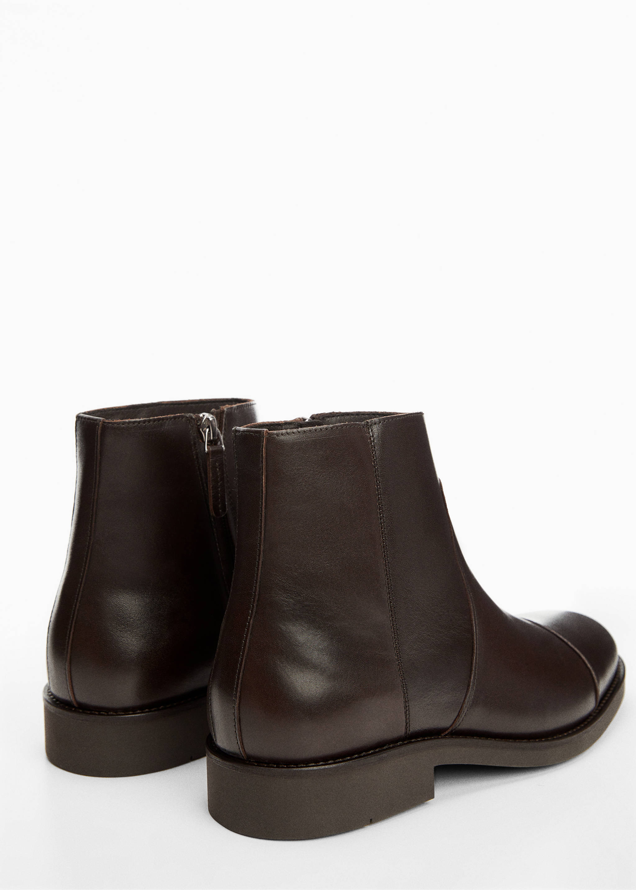 Leather chelsea boots - Details of the article 1