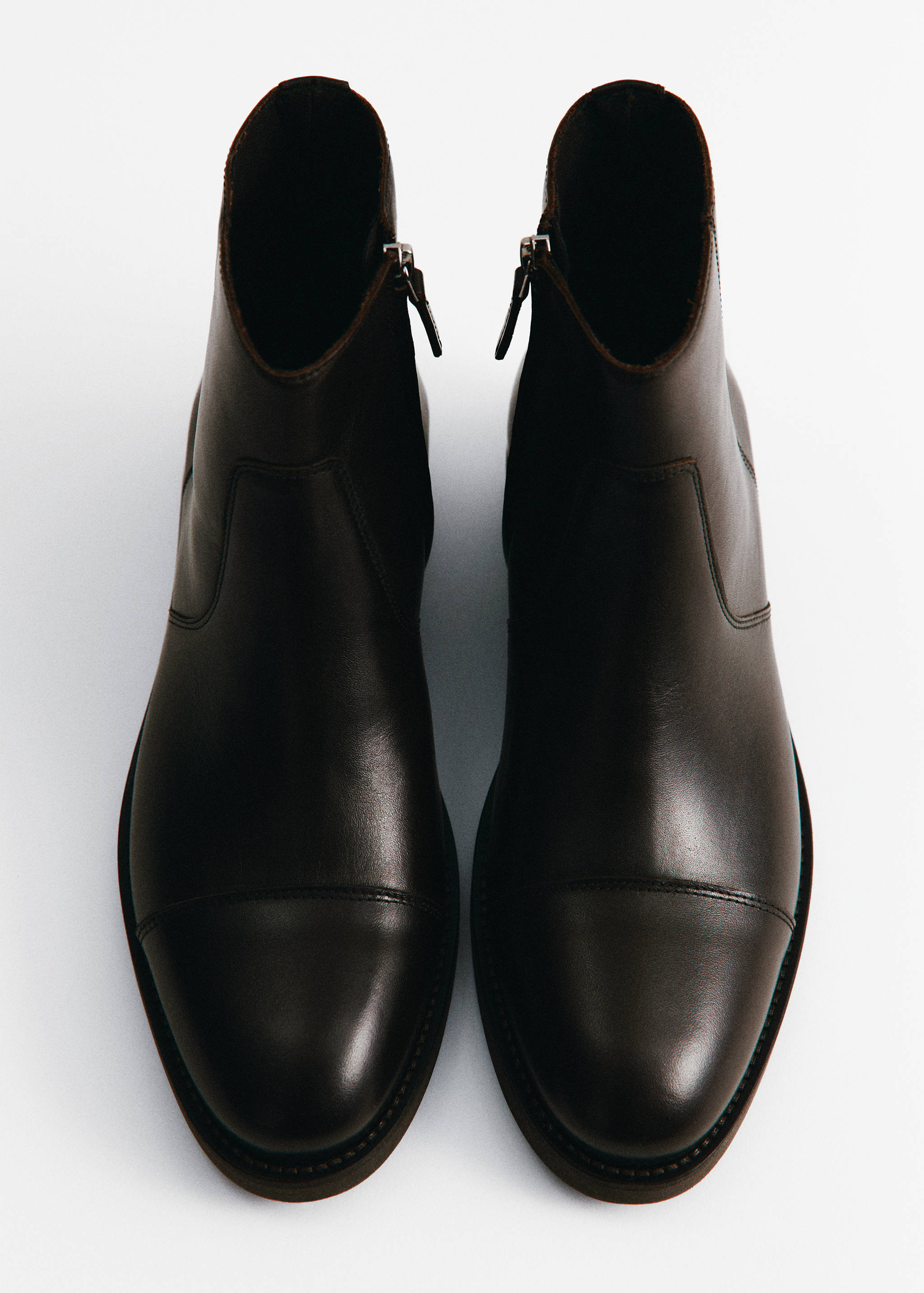 Leather chelsea boots - Details of the article 9