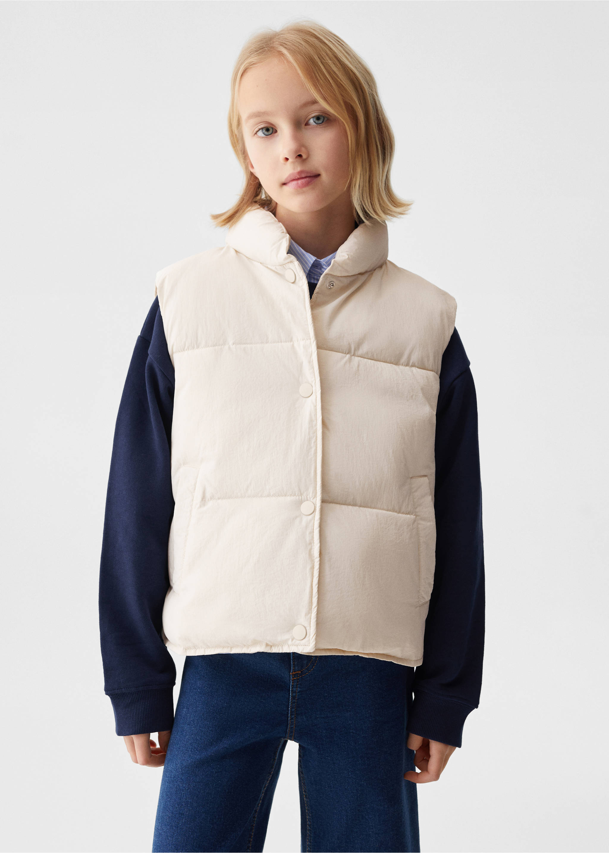 Gilet imbottito - Piano medio, Grezzo. Ref: 67070656-00.