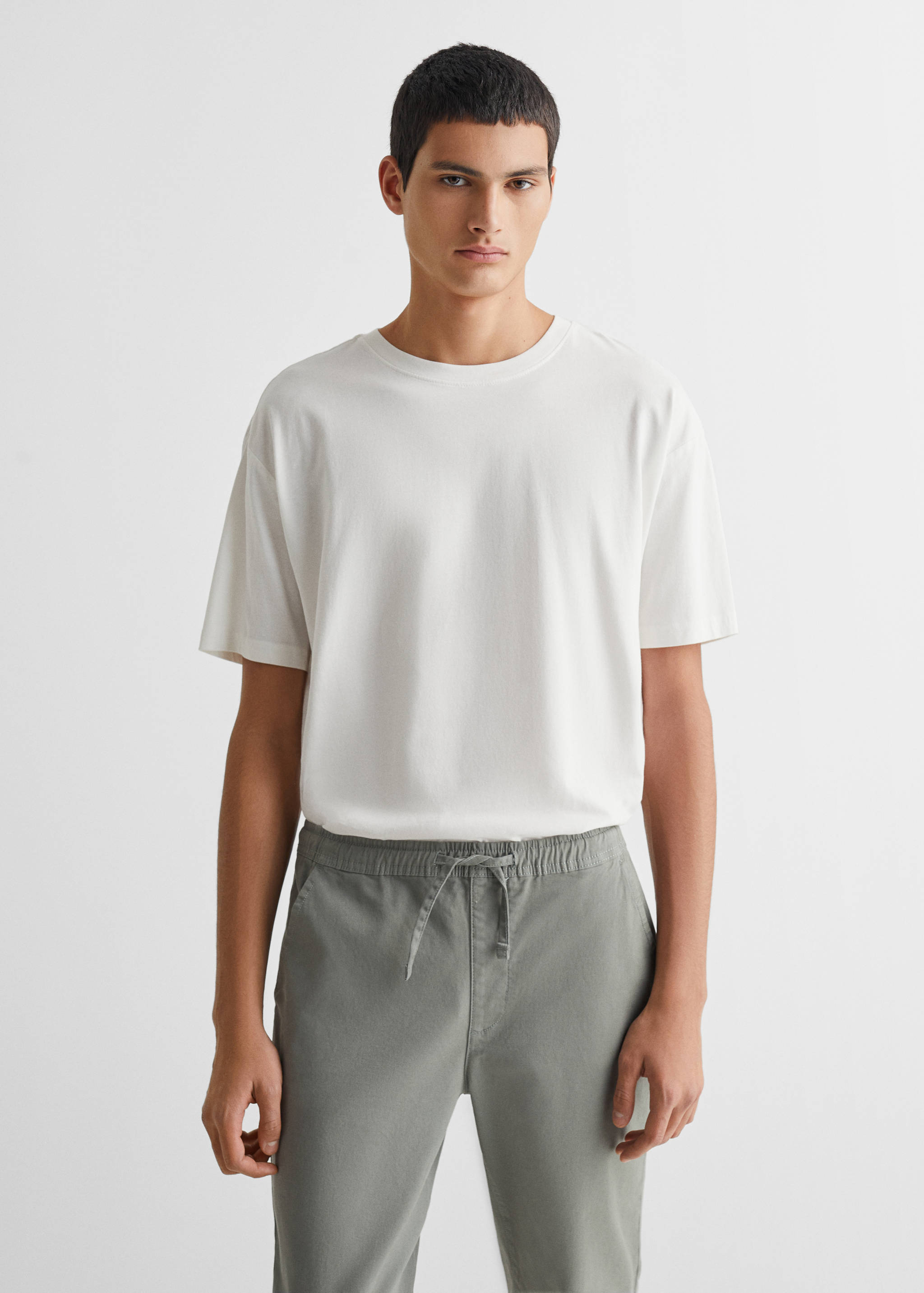 Kalhoty rovné s elastickým pasem - Náhled ve středové rovině