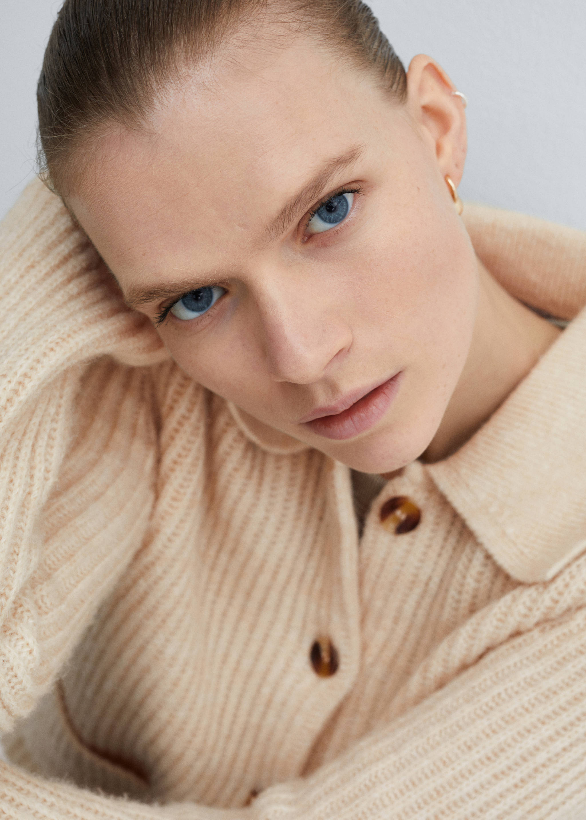 Pockets collar cardigan - Details of the article 1