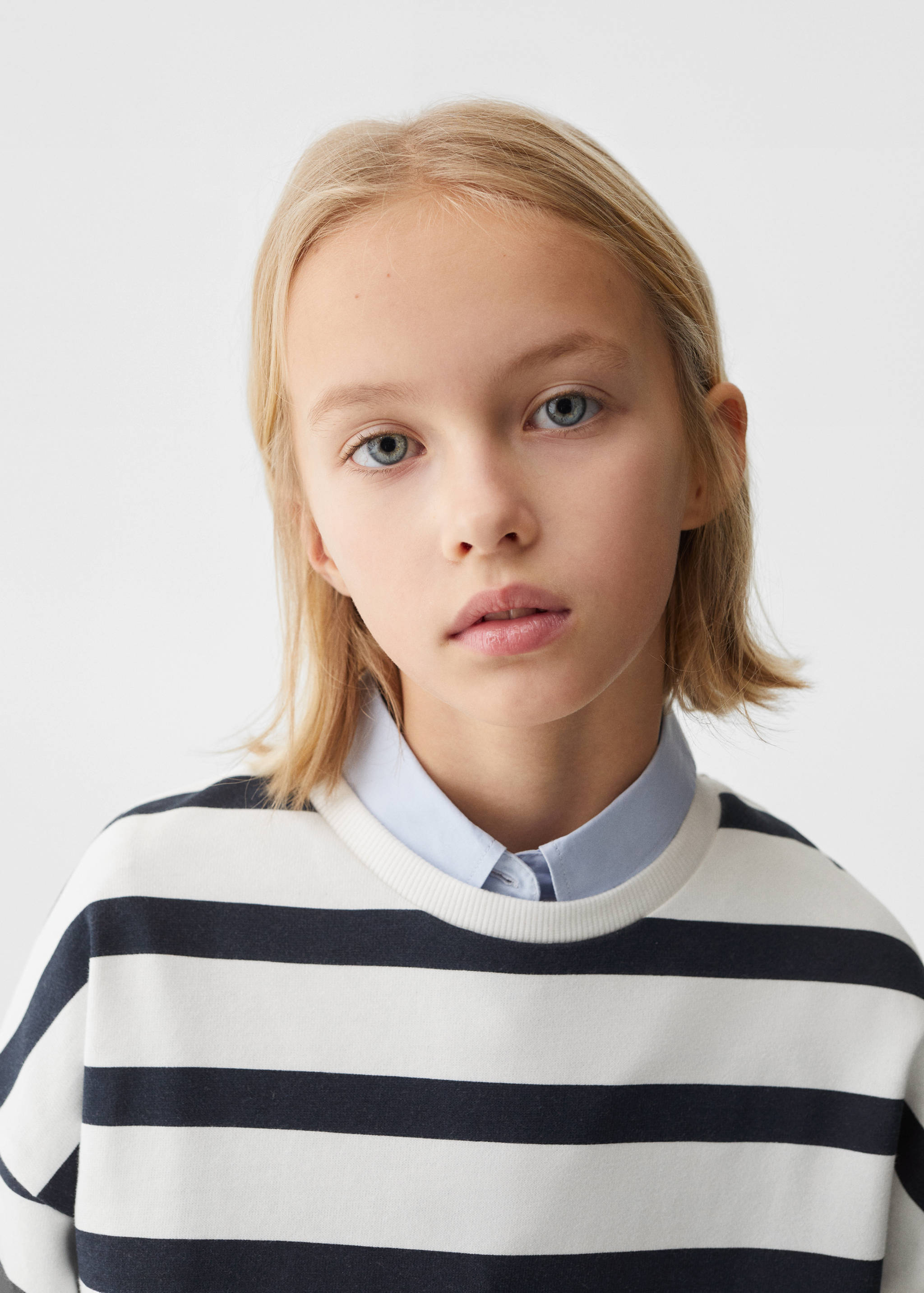 Striped sweatshirt dress - Details of the article 1