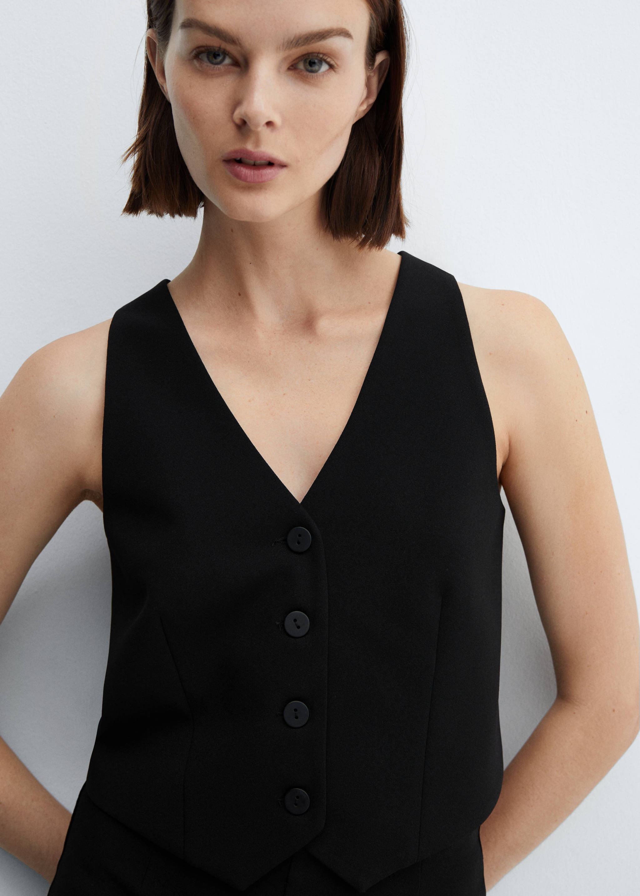 Väst med knappar - Detaljer om artikeln 1