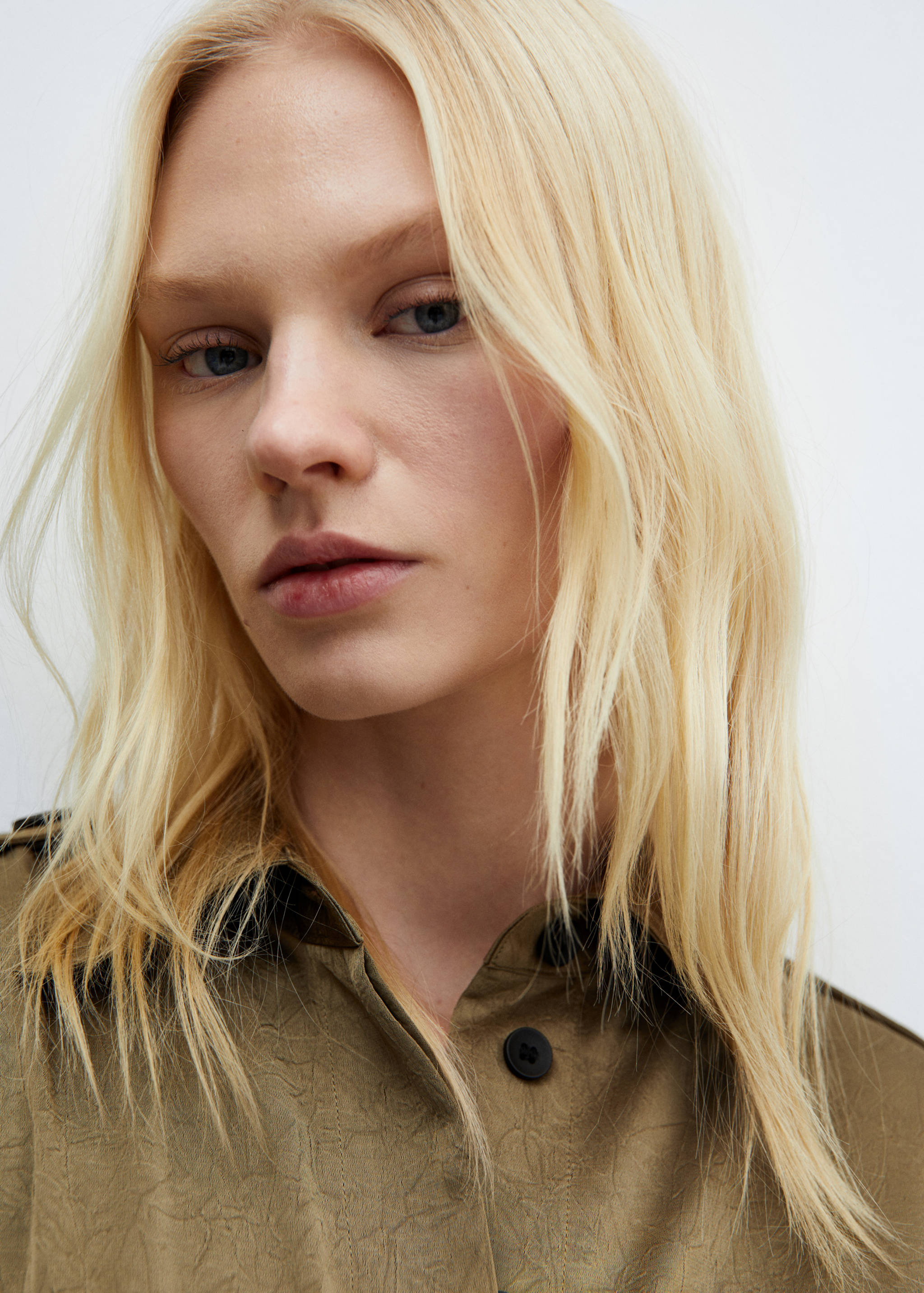 Robe chemisier satinée - Détail de l'article 1