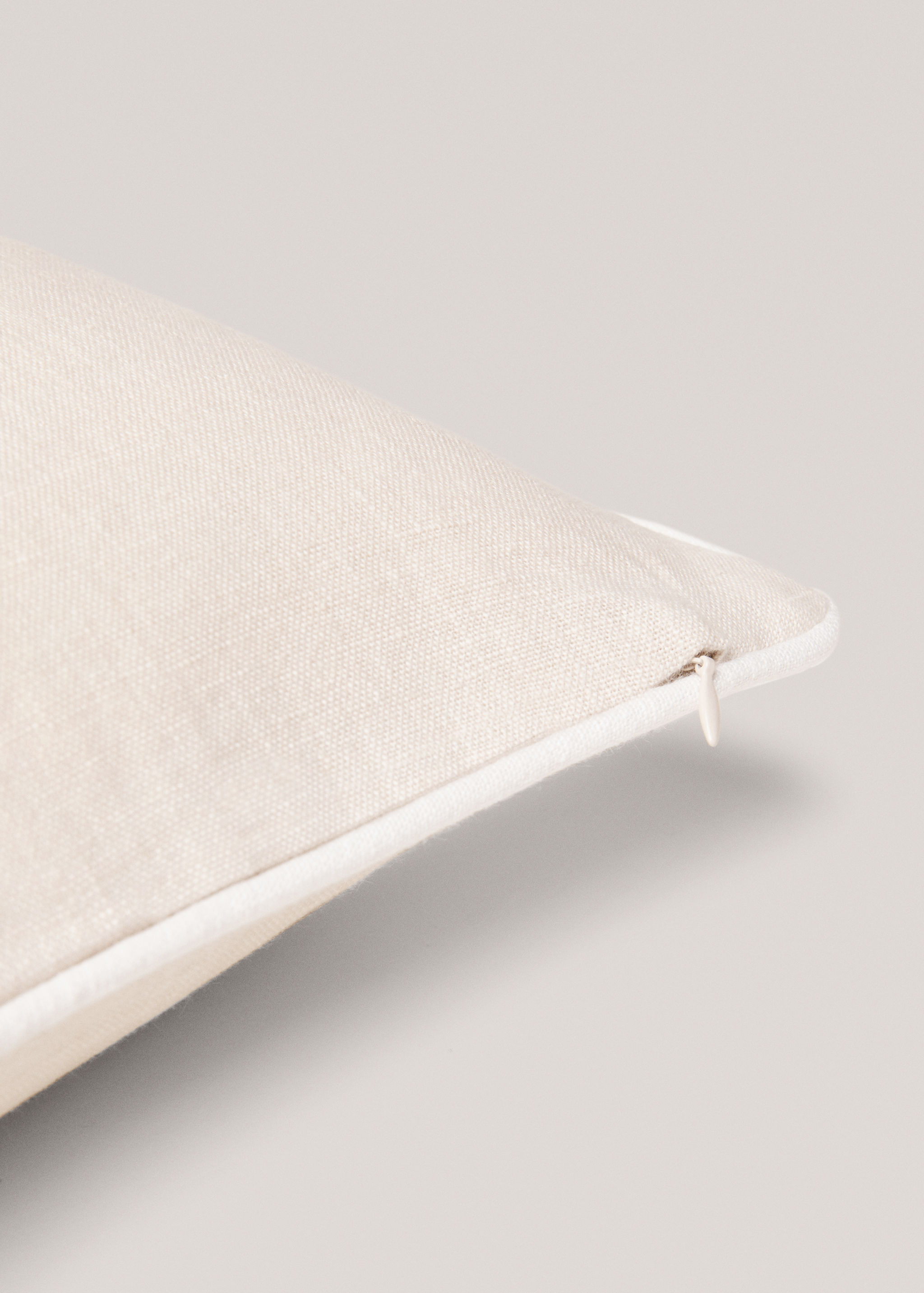 Housse de coussin 100 % lin liseré 60 x 60 cm - Détail de l'article 2