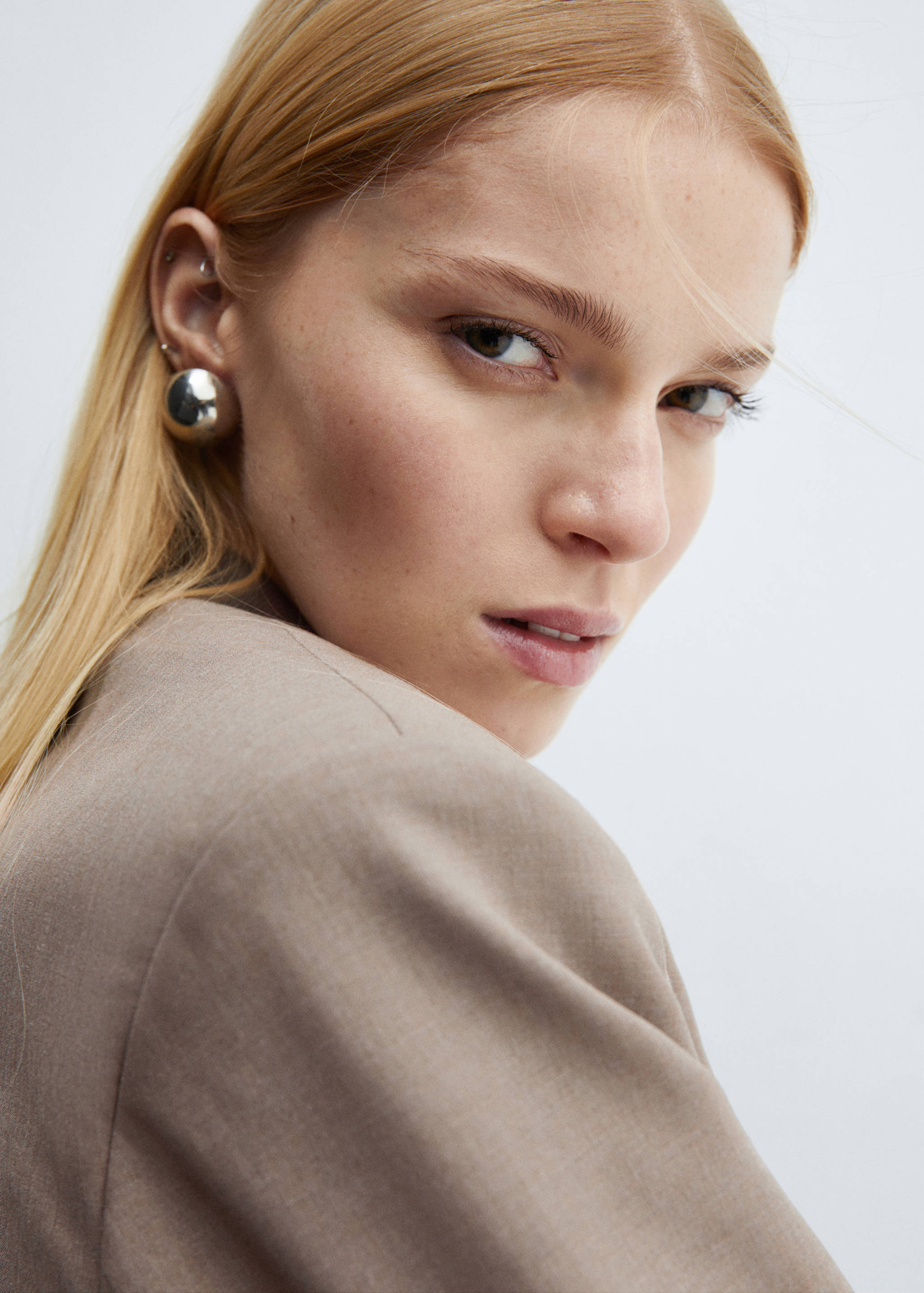 Jachetă cropped cu nasturi - Detaliu al articolului 1