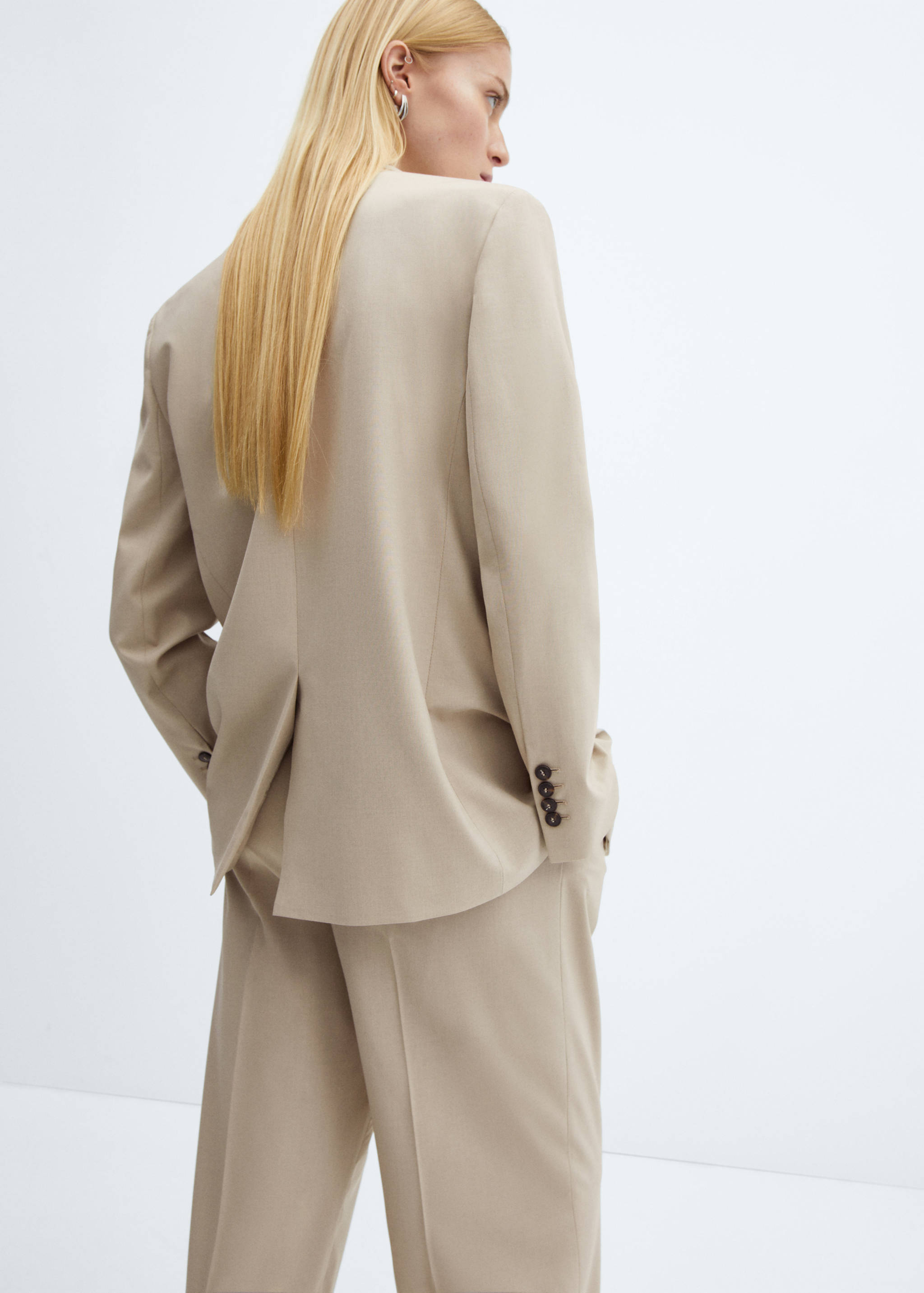 Americana traje botones - Reverso del artículo