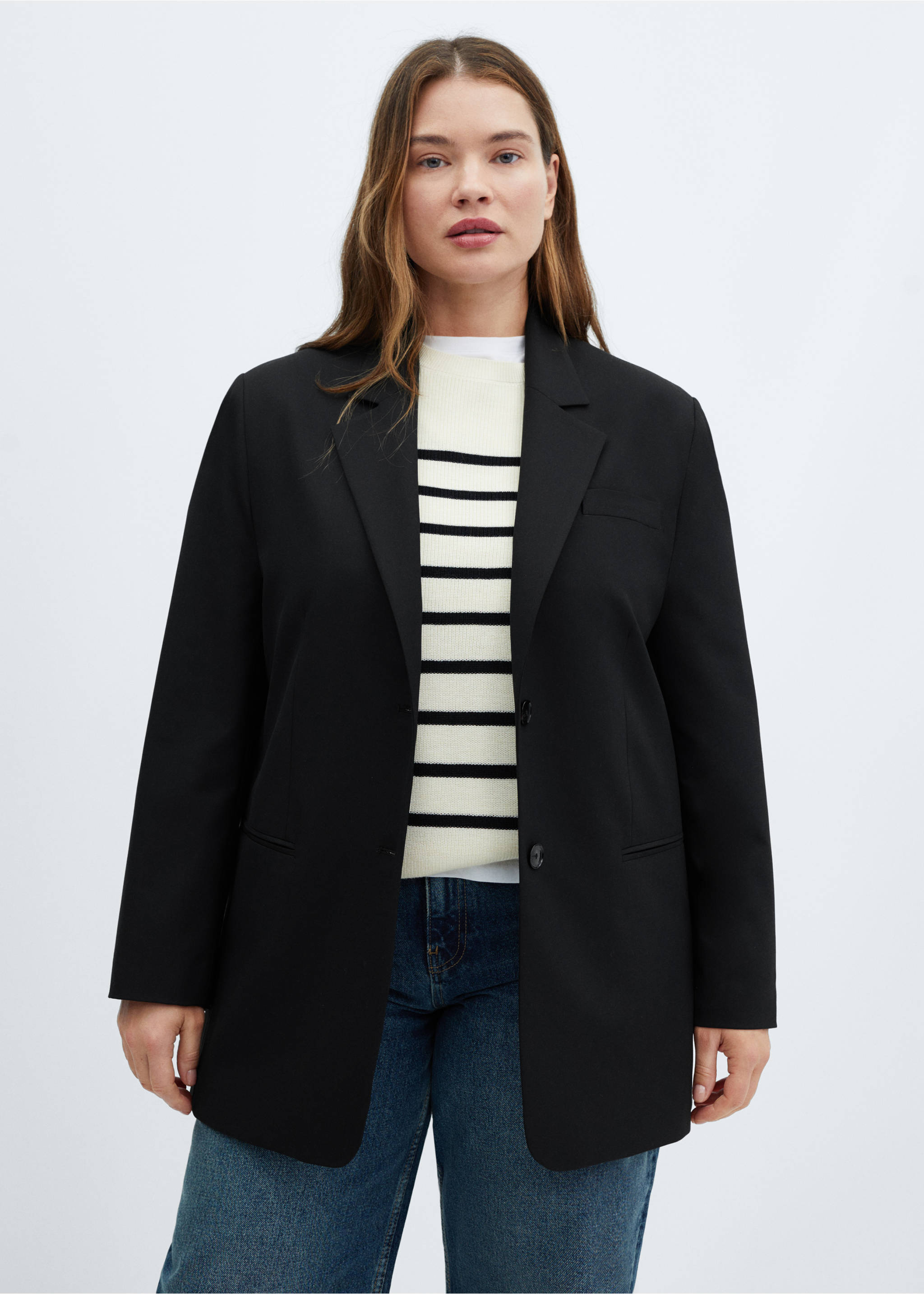 Suit jacket with buttons - Details of the article 5, Black. Ref: 67074073-00.