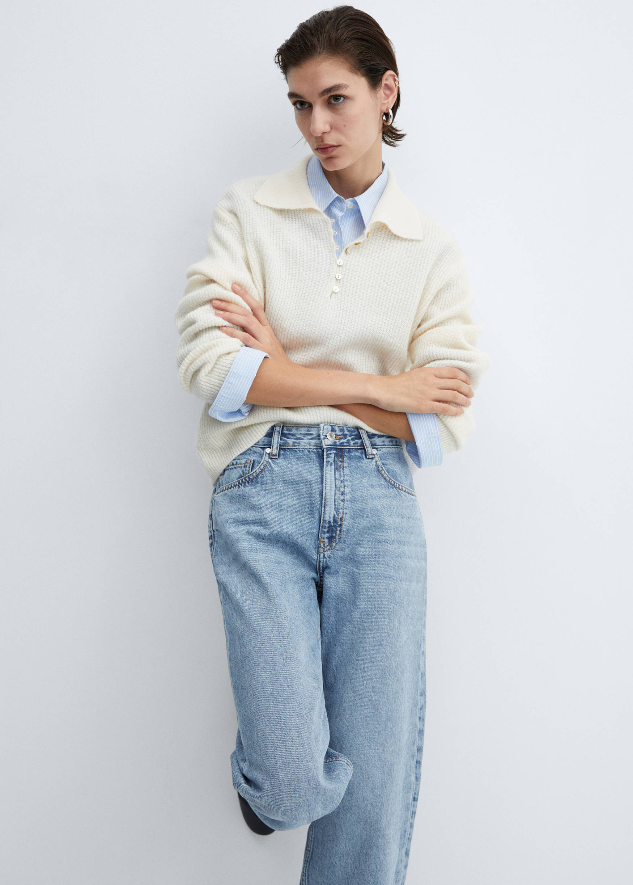Wide leg mid-rise jeans - Details of the article 1