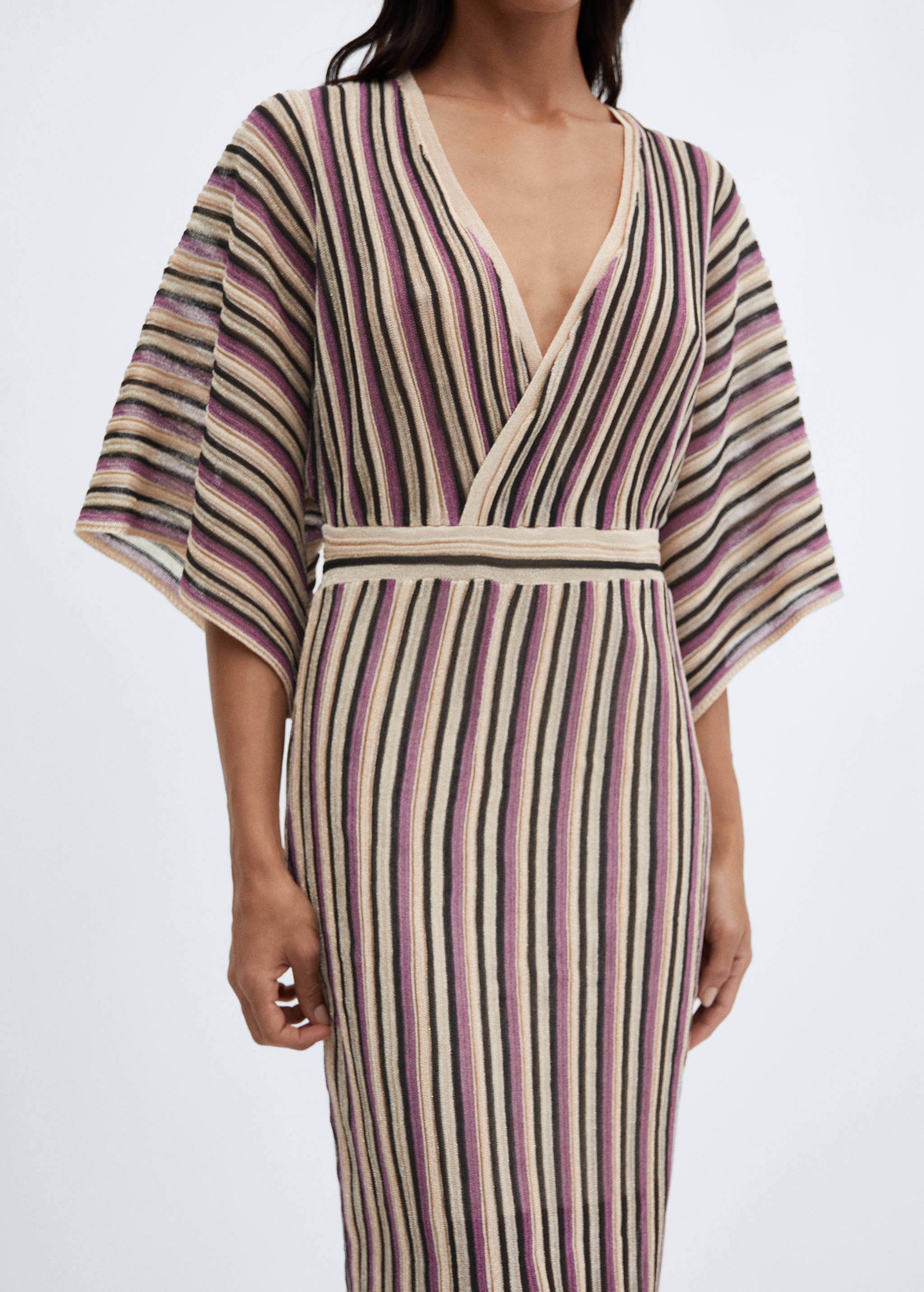 Sukienka z lureksu z kopertowym dekoltem - Szczegóły artykułu 6