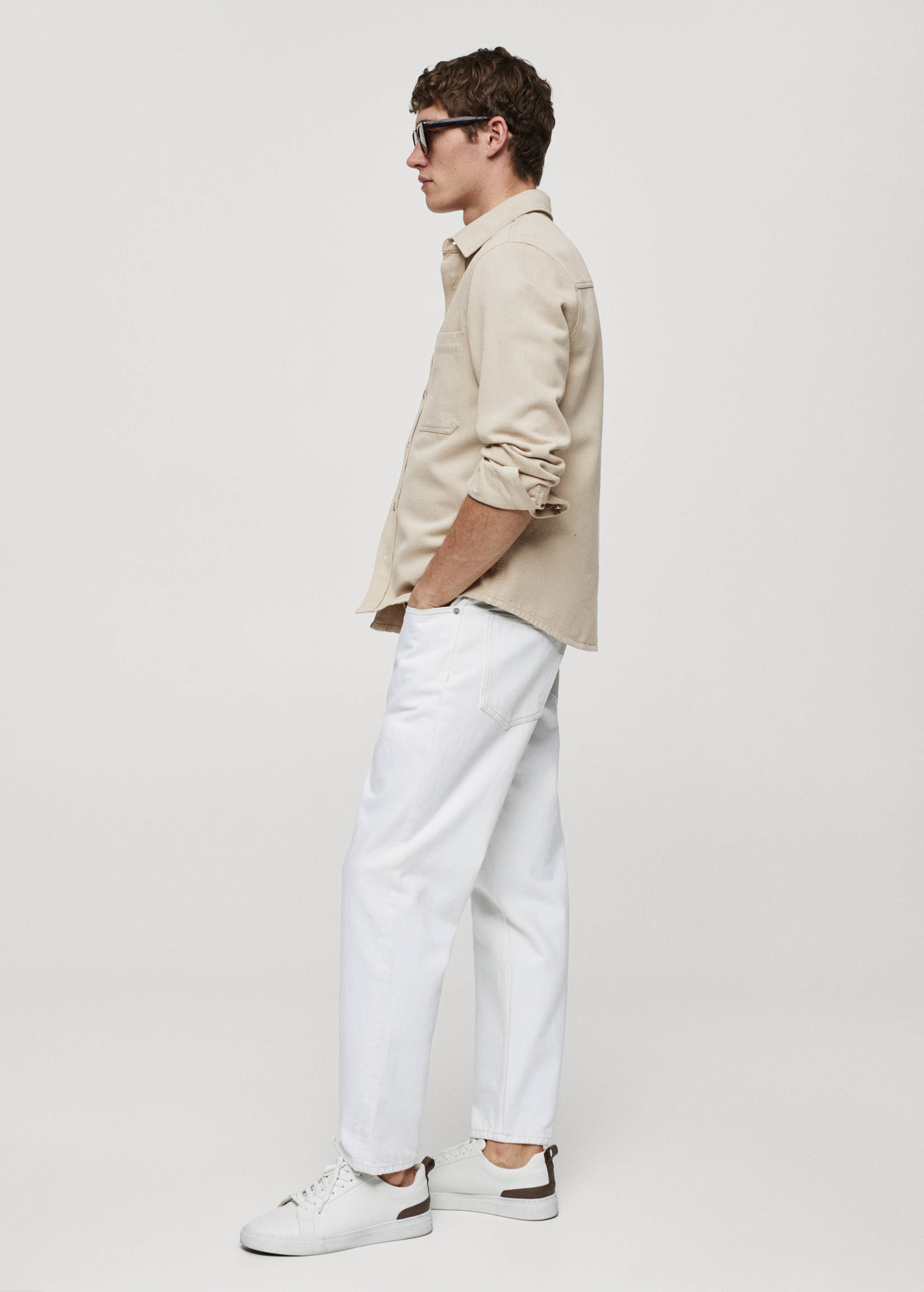 Regular-fit cotton and linen overshirt - Details of the article 2