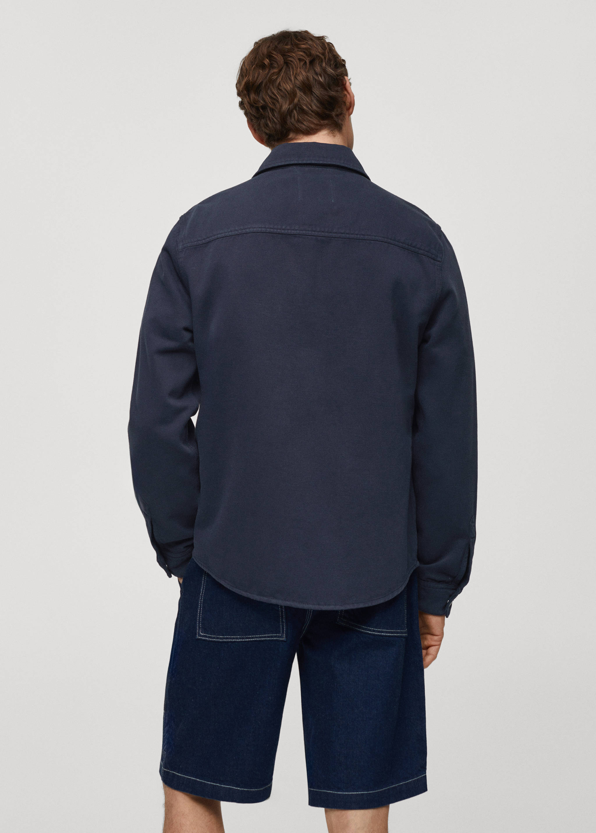 Regular-fit cotton and linen overshirt - Reverse of the article