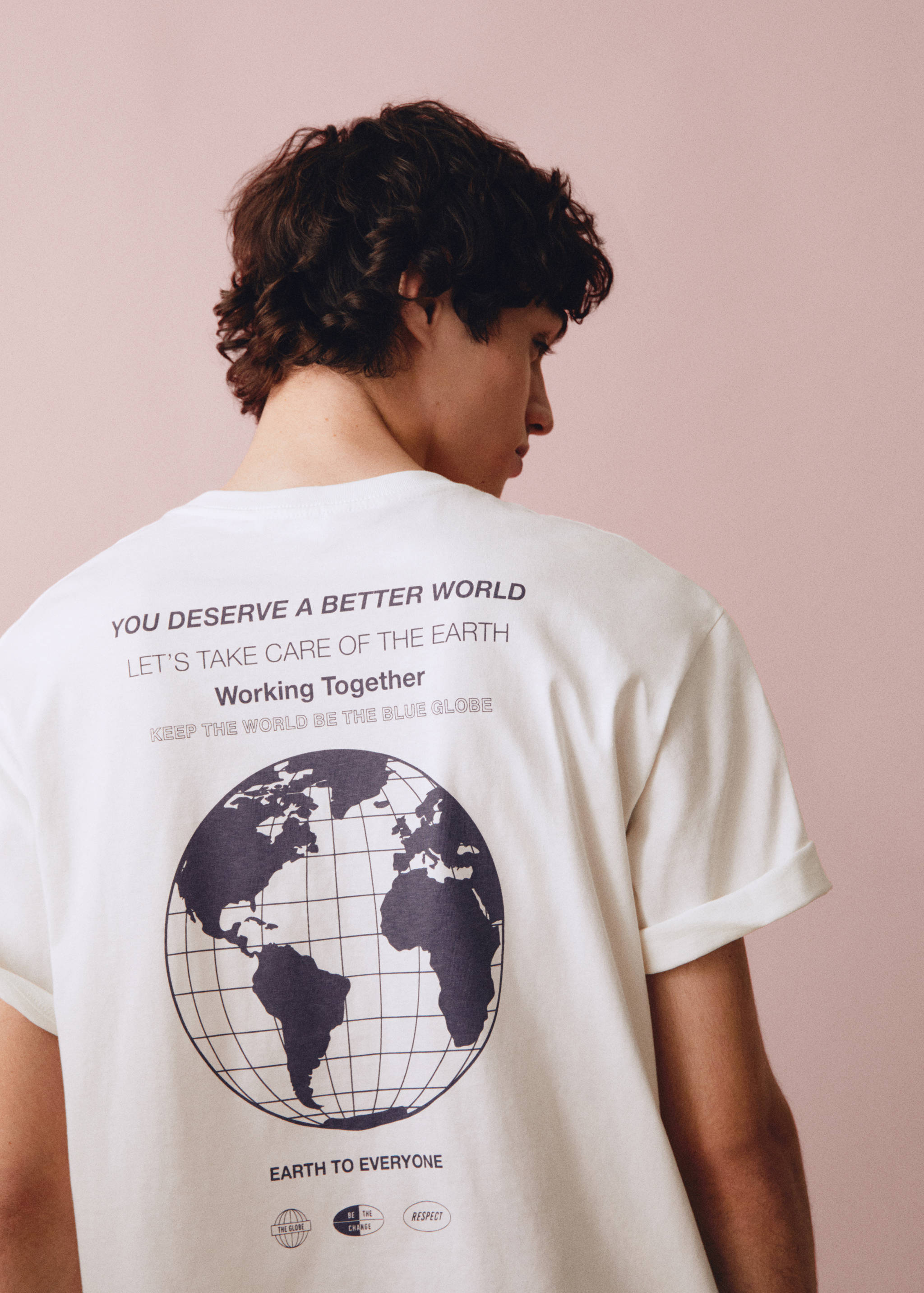 Short-sleeved printed t-shirt - Details of the article 5