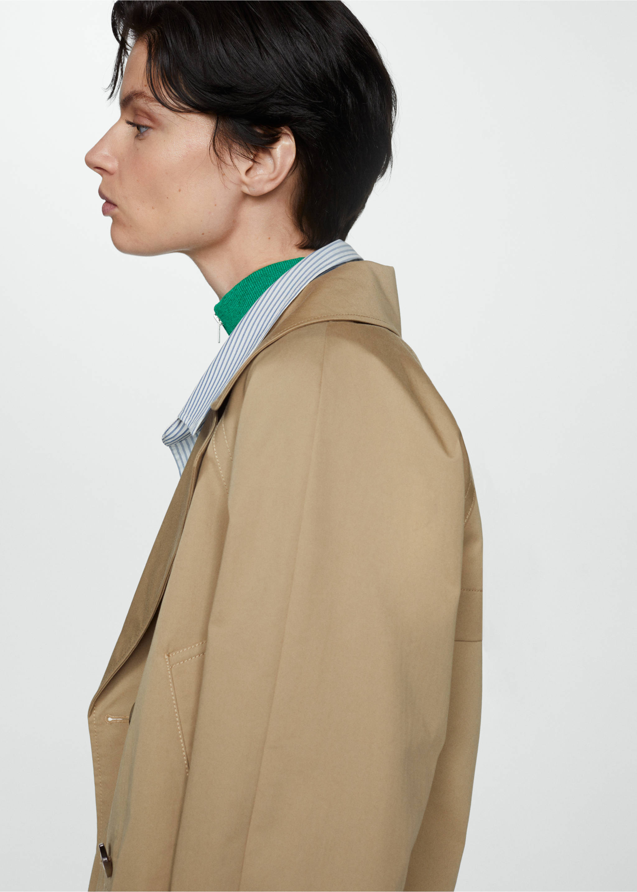 Cropped trench coat with lapels - Details of the article 1, Beige. Ref: 67075728-00.