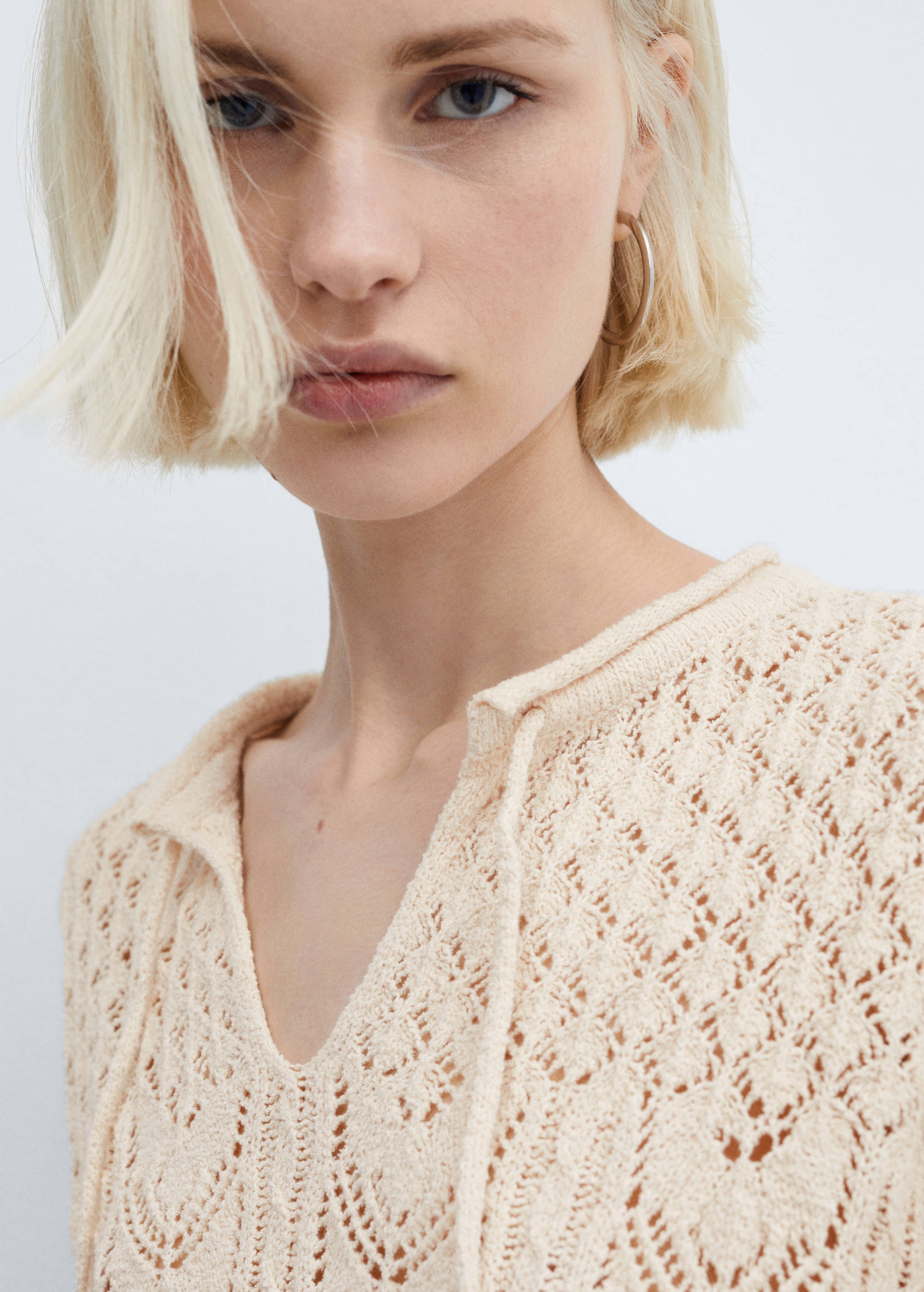 Flared-sleeve crochet dress - Details of the article 1