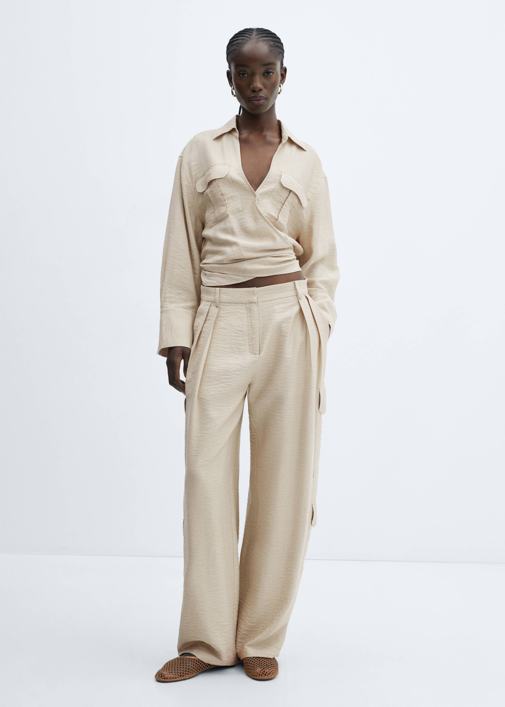 Pantaloni cargo cu pense - Plan general