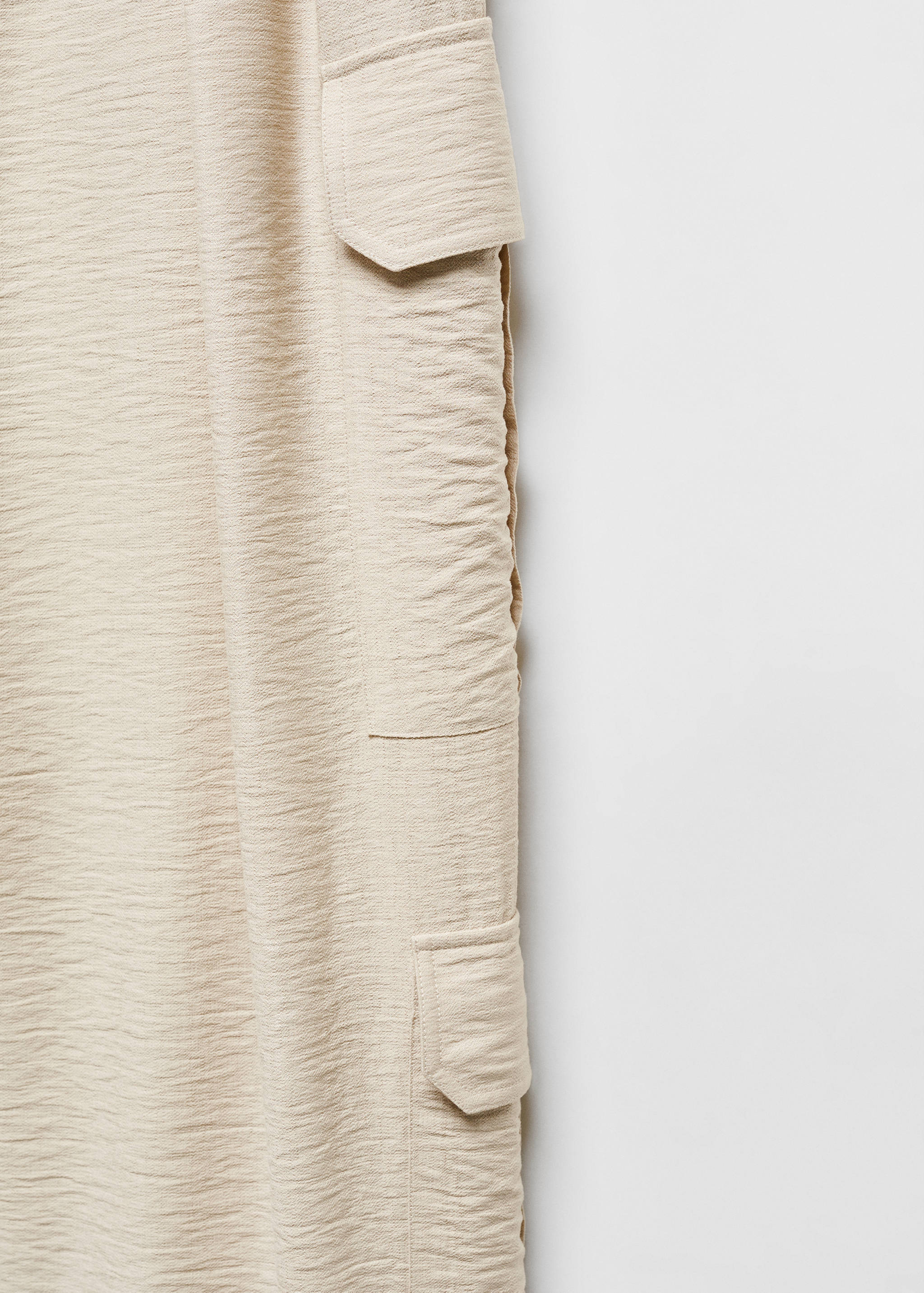 Pantaloni cargo cu pense - Detaliu al articolului 8