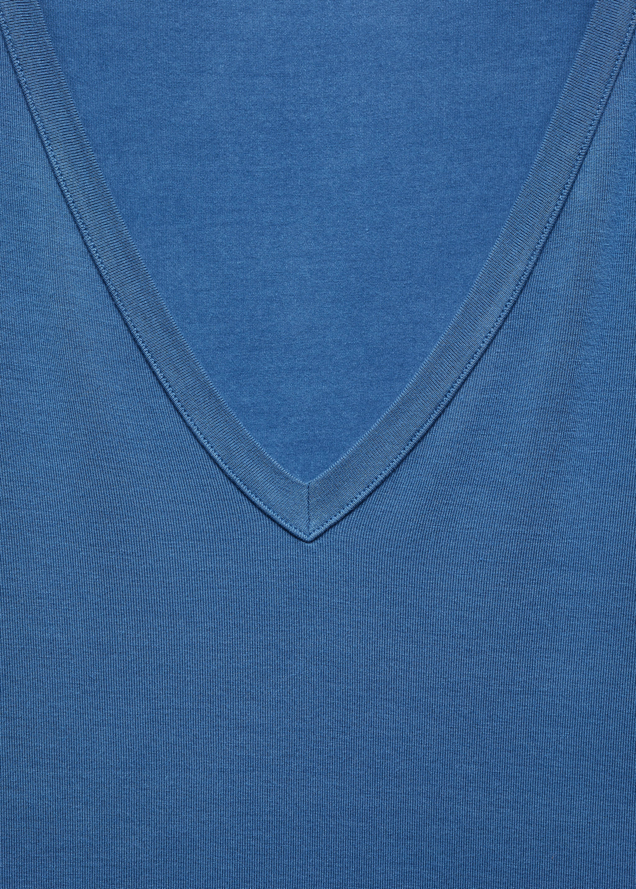 V-neck T-shirt - Details of the article 8