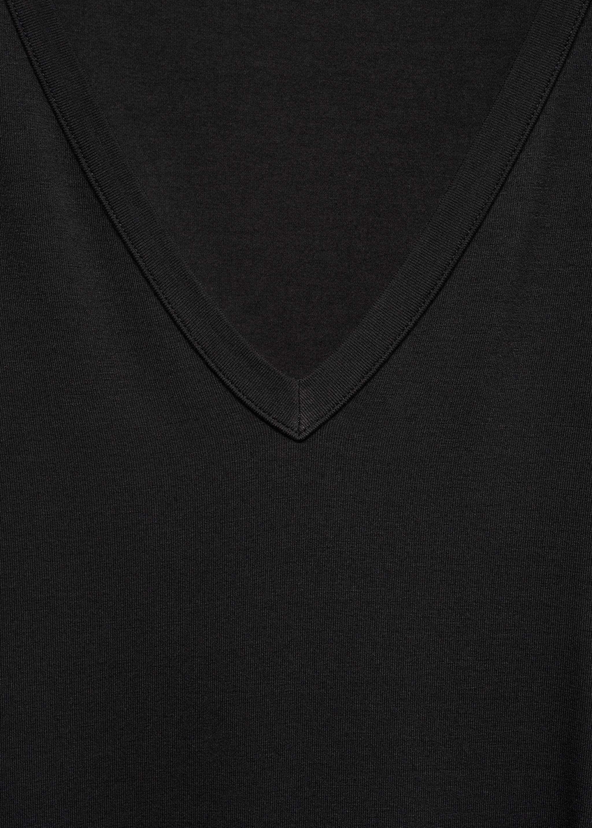 V-neck T-shirt - Details of the article 8