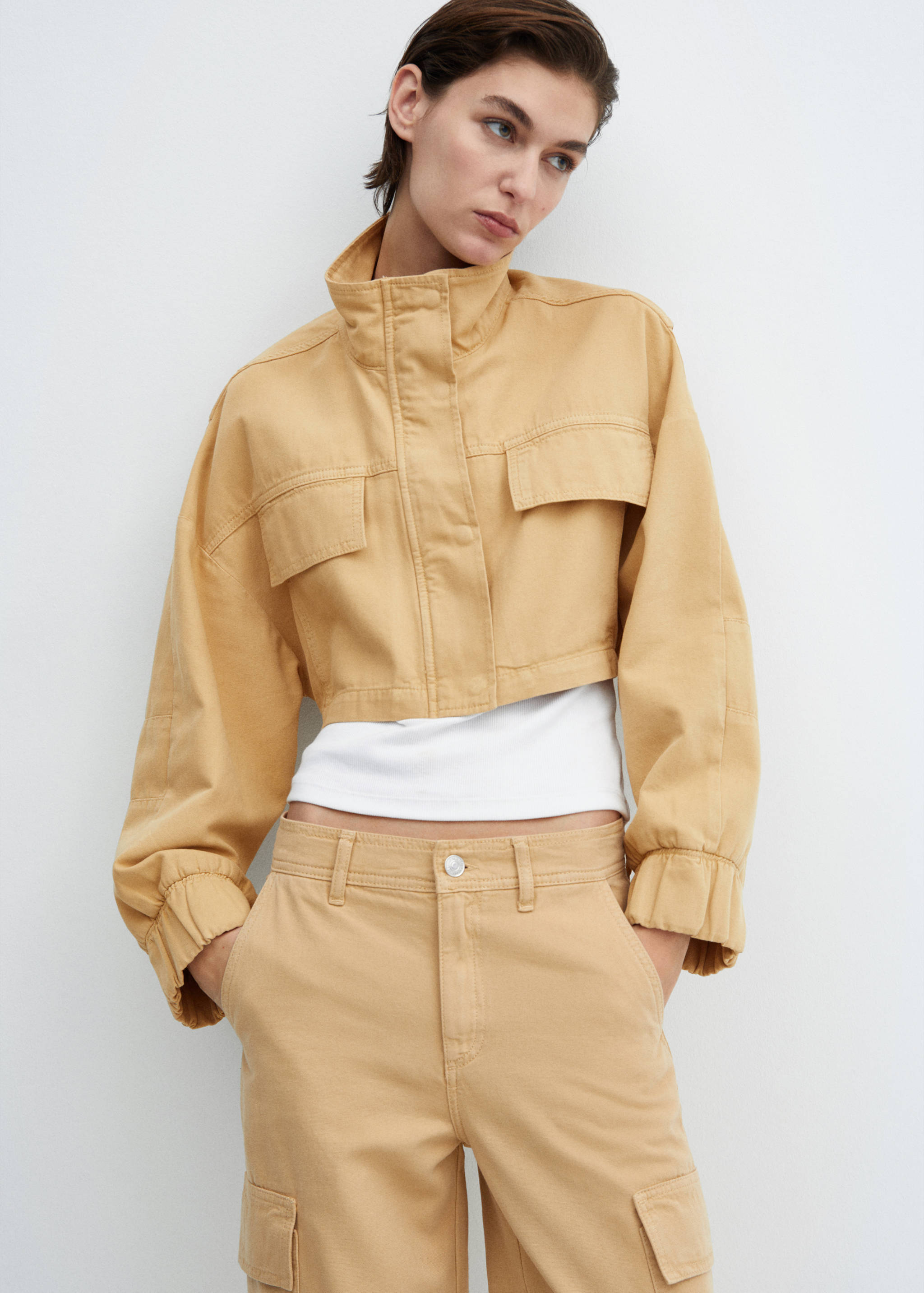 Cropped jacket with pockets - Medium plane