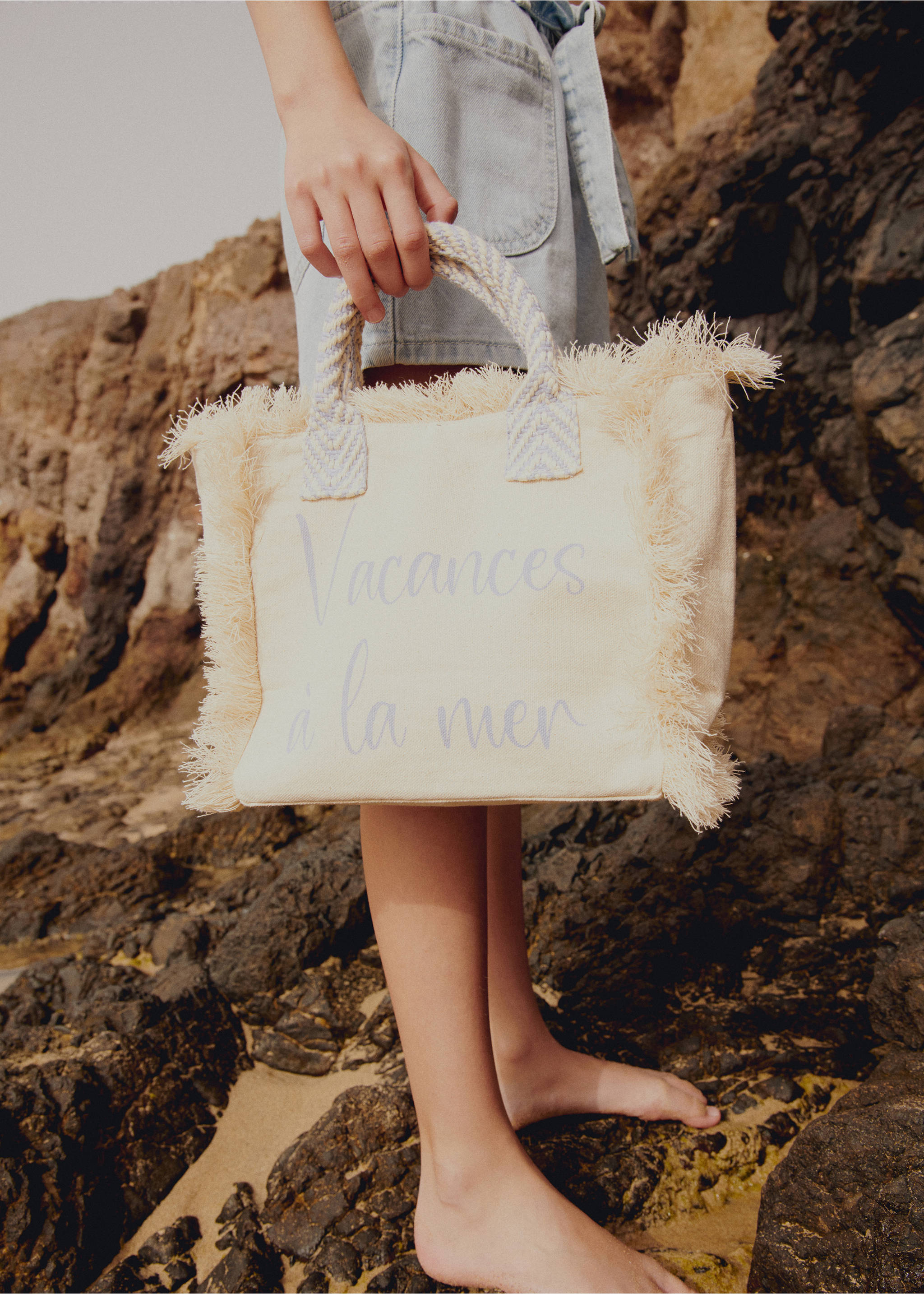 Fringed shopper bag - Details of the article 6, Sand. Ref: 67075991-00.